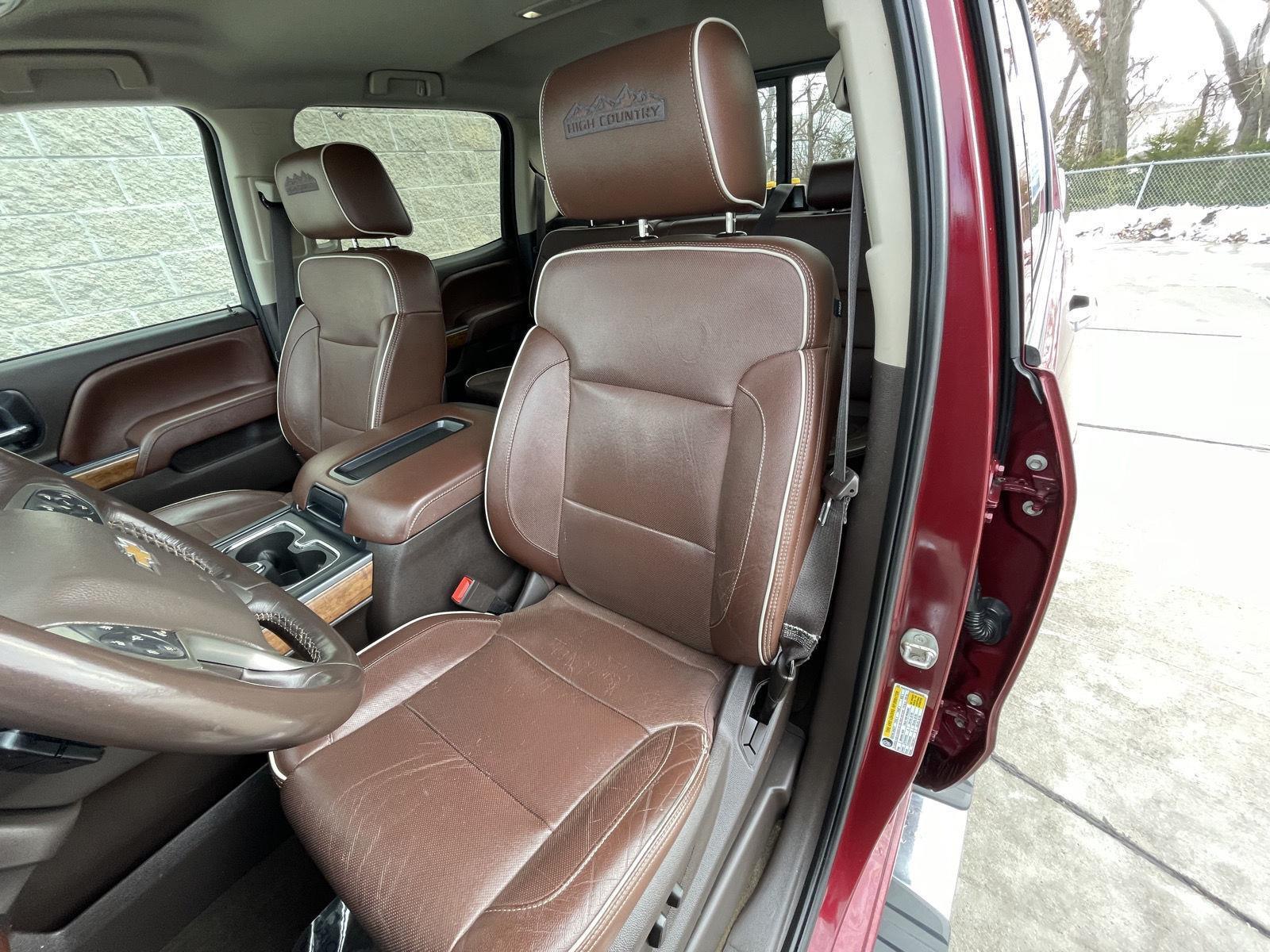 Used 2014 Chevrolet Silverado 1500 High Country Crew Cab Truck for sale in Lincoln NE