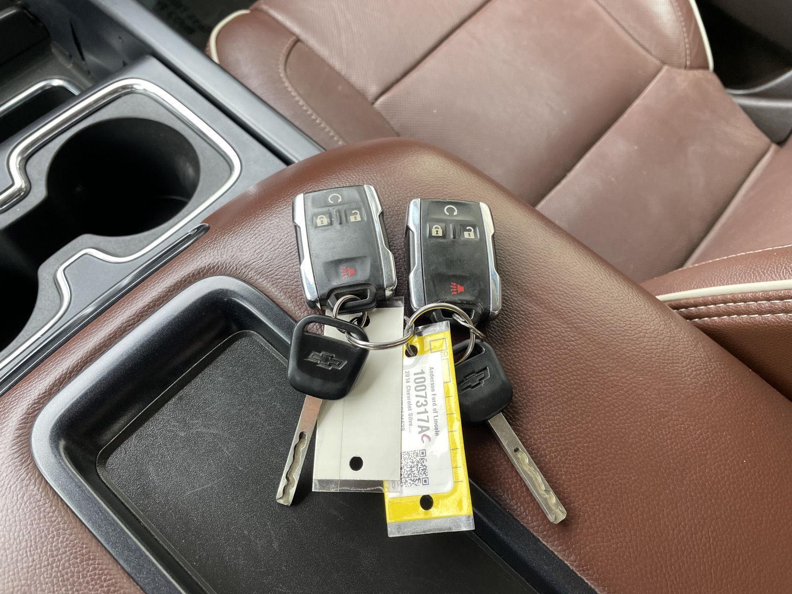 Used 2014 Chevrolet Silverado 1500 High Country Crew Cab Truck for sale in Lincoln NE