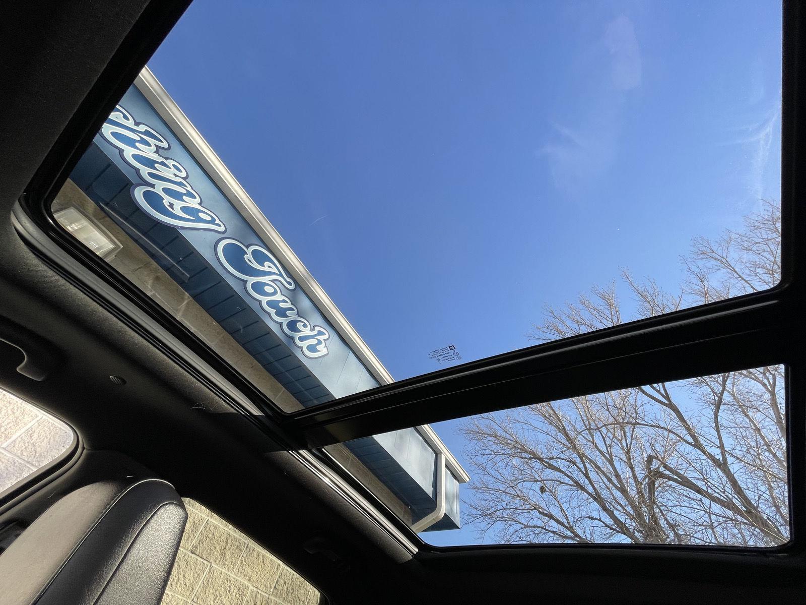 Used 2023 Cadillac XT5 for sale in Lincoln NE