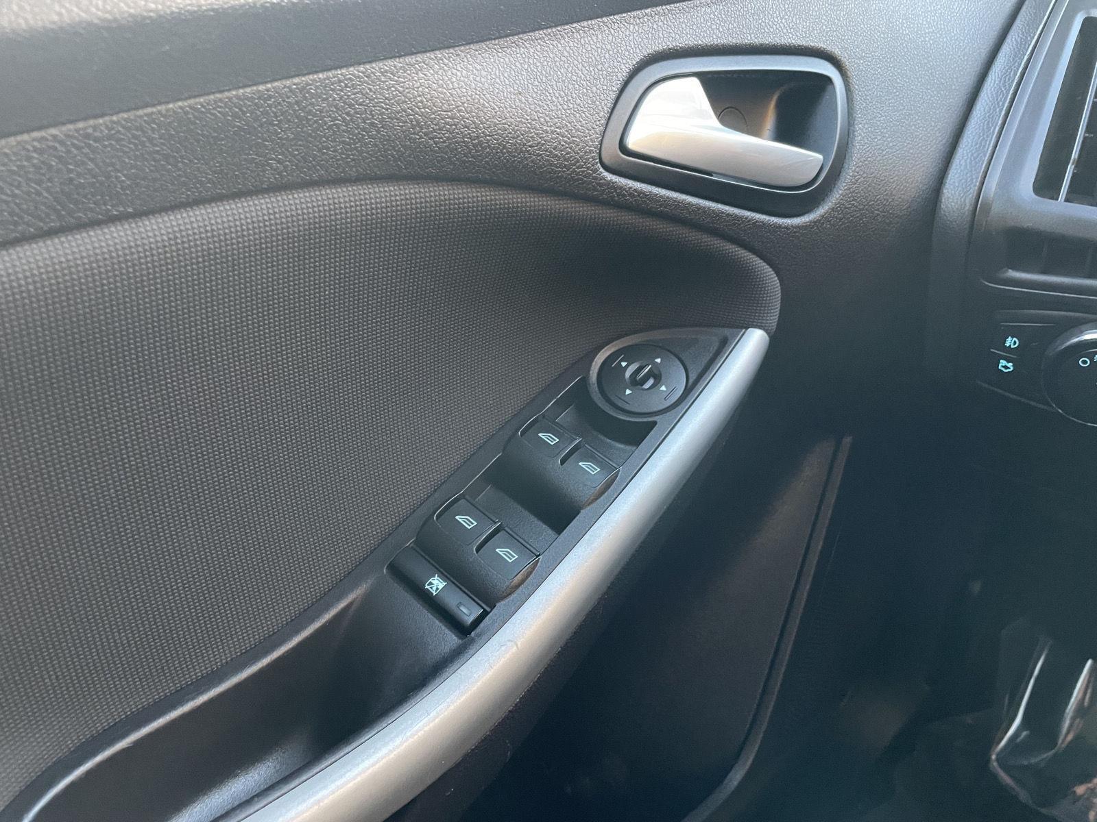 Used 2014 Ford Focus for sale in Lincoln NE