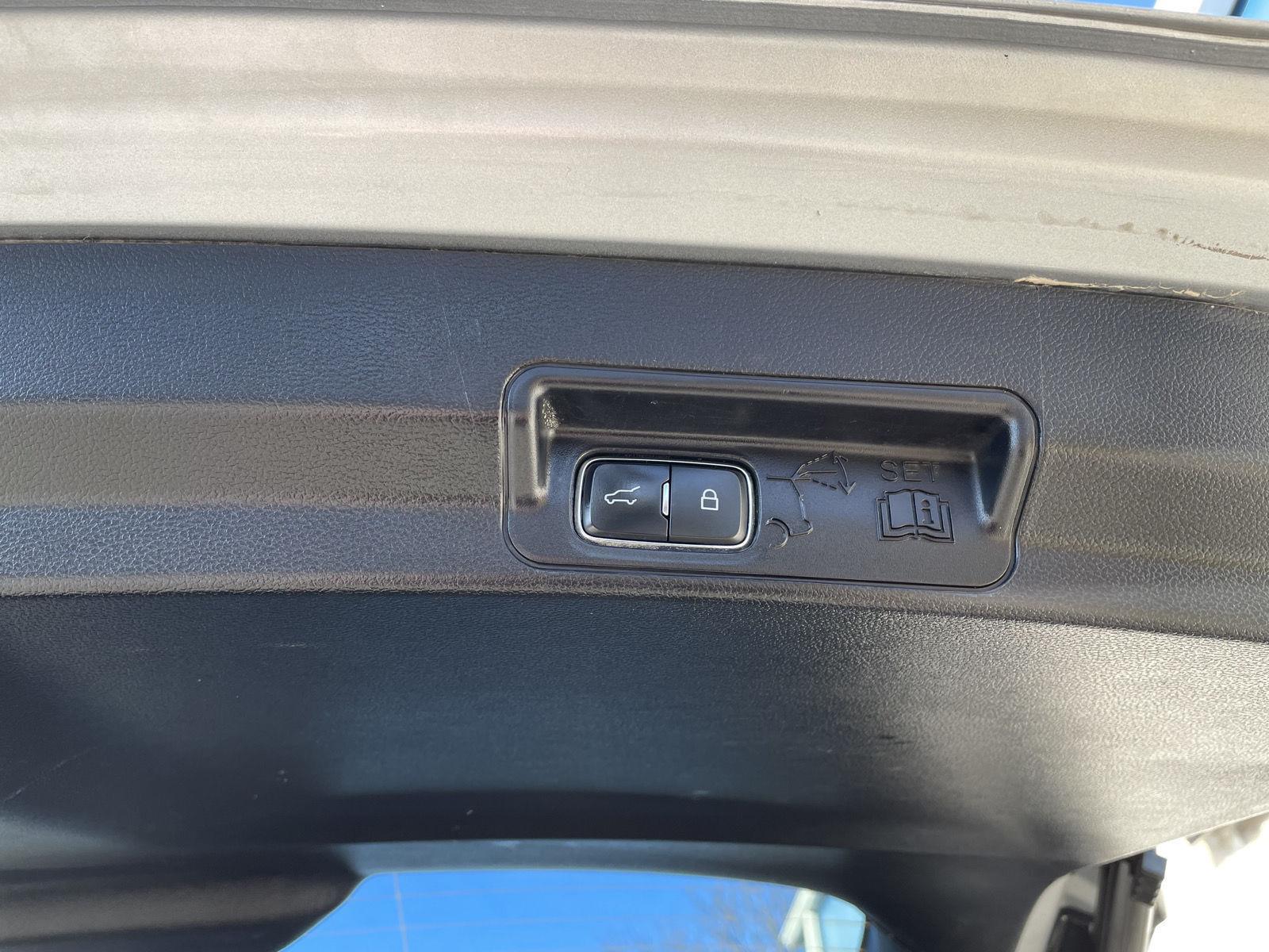 Pre-Owned 2022 Ford Explorer for sale in Lincoln NE