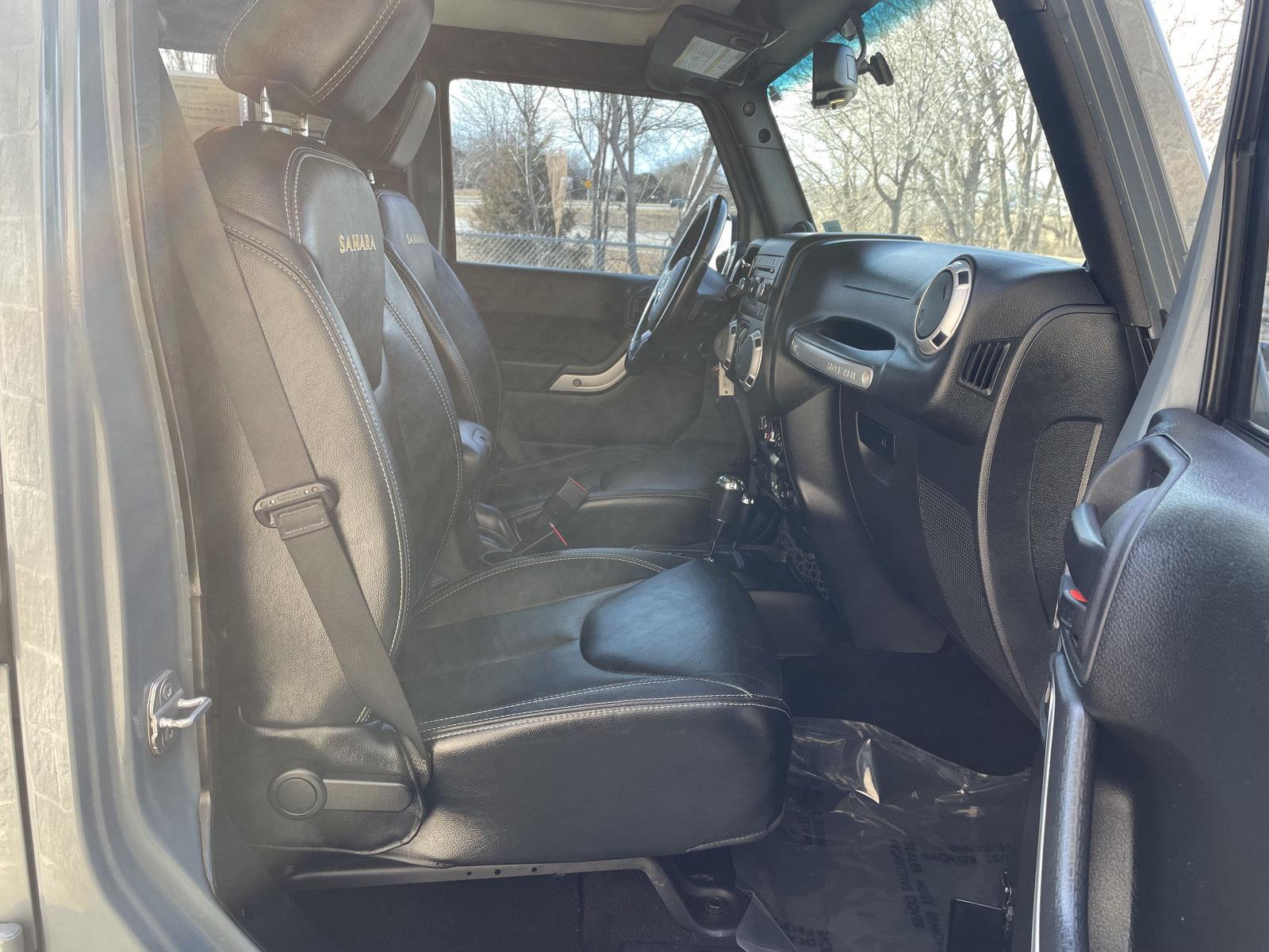 Pre-Owned 2014 Jeep Wrangler Unlimited for sale in Lincoln NE