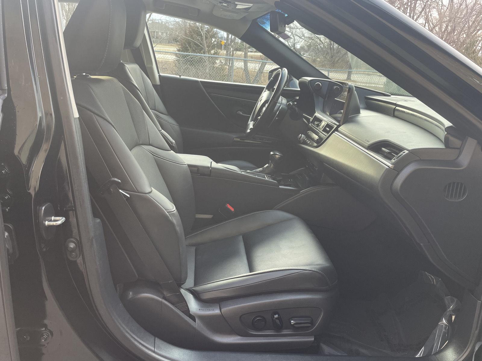 Used 2022 Lexus ES for sale in Lincoln NE