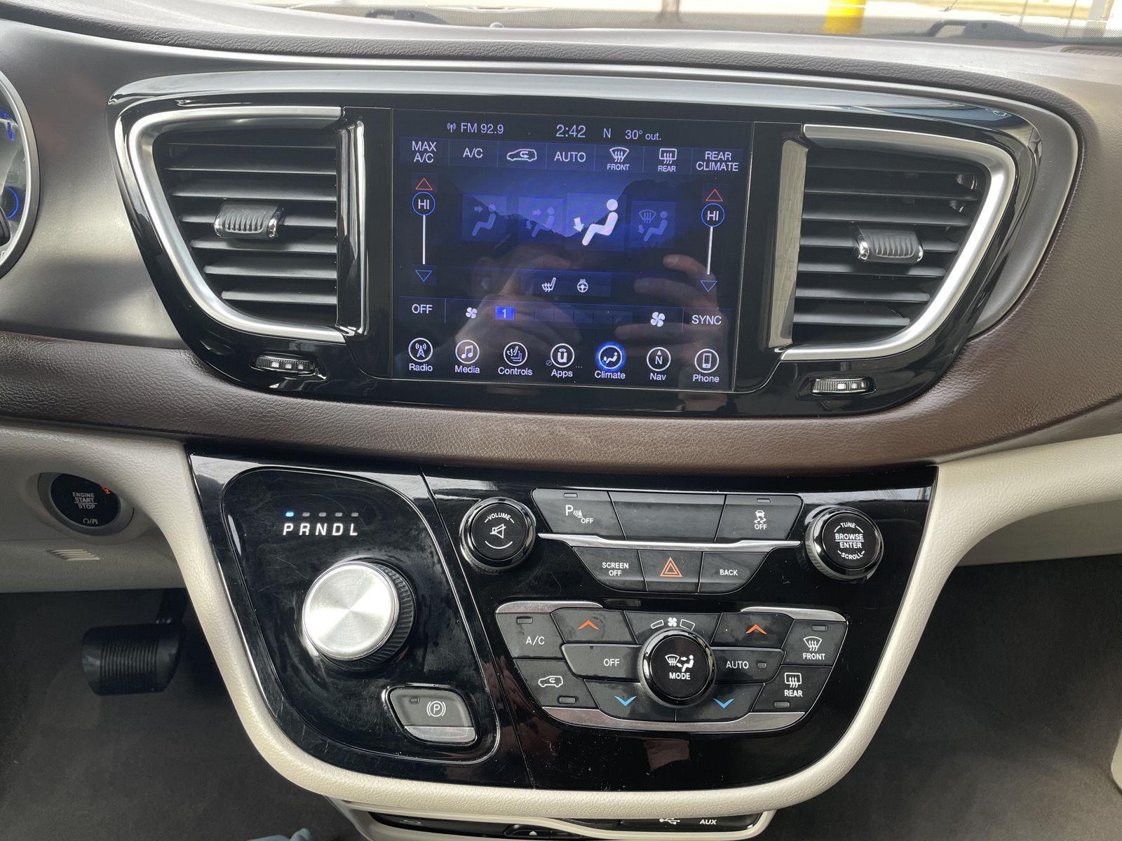 Used 2017 Chrysler Pacifica for sale in Lincoln NE