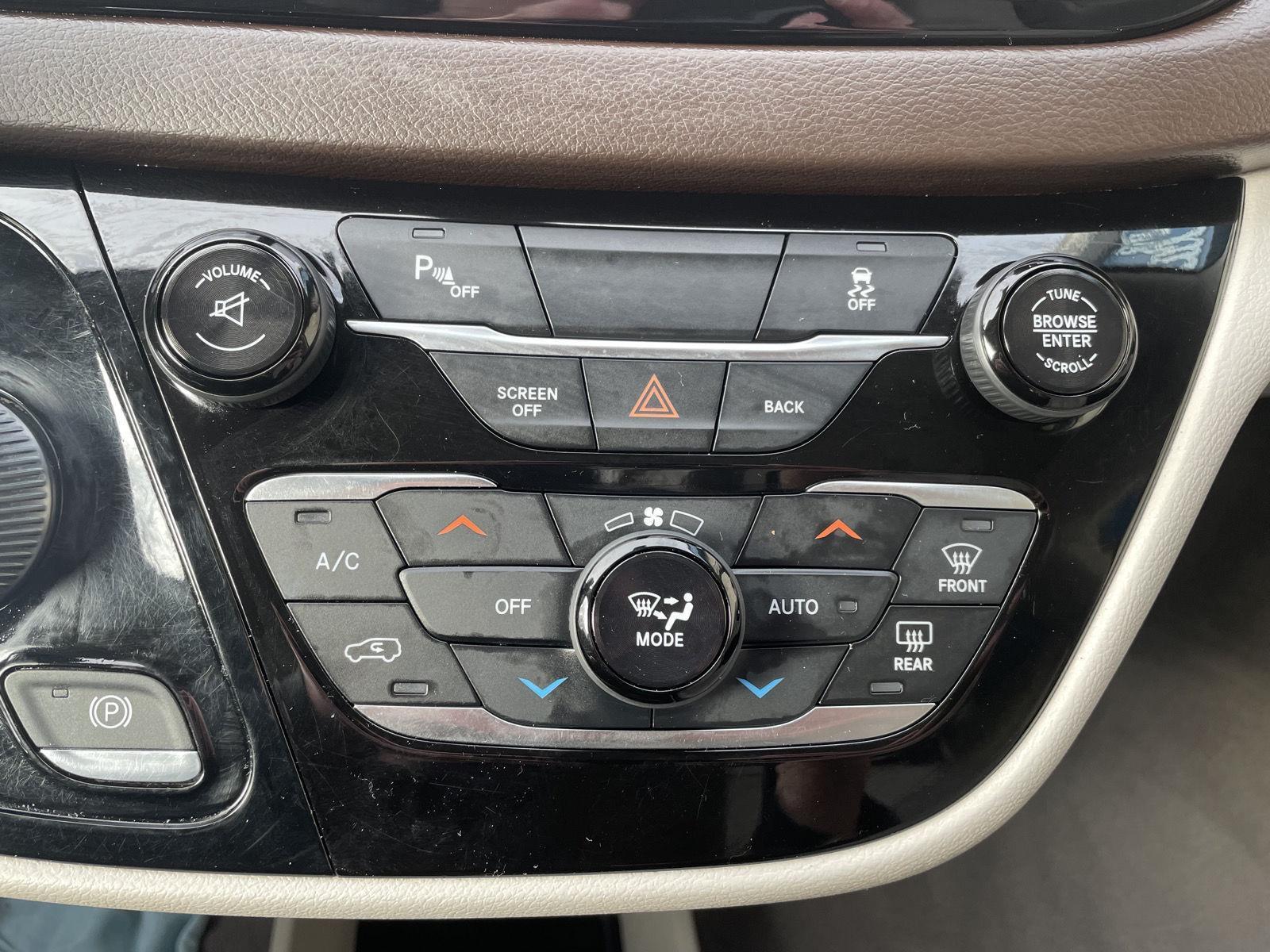 Used 2017 Chrysler Pacifica for sale in Lincoln NE