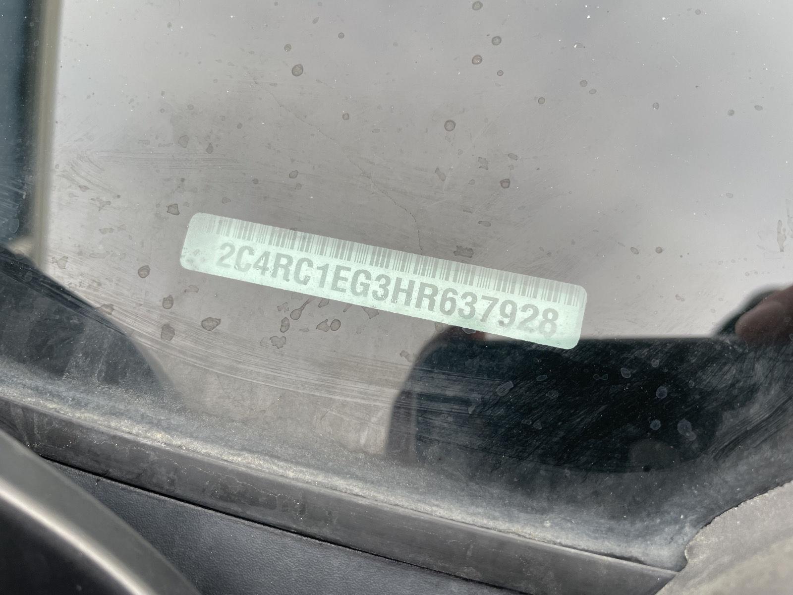 Used 2017 Chrysler Pacifica for sale in Lincoln NE