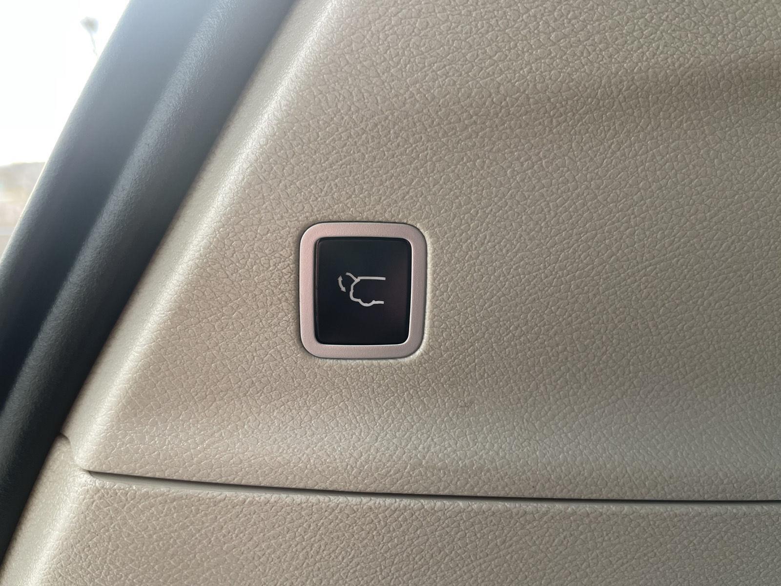 Used 2017 Chrysler Pacifica for sale in Lincoln NE