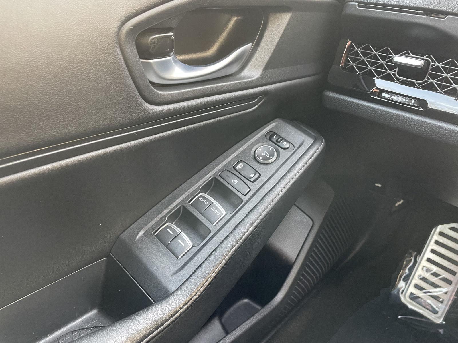 Pre-Owned 2023 Honda Accord Hybrid for sale in Lincoln NE