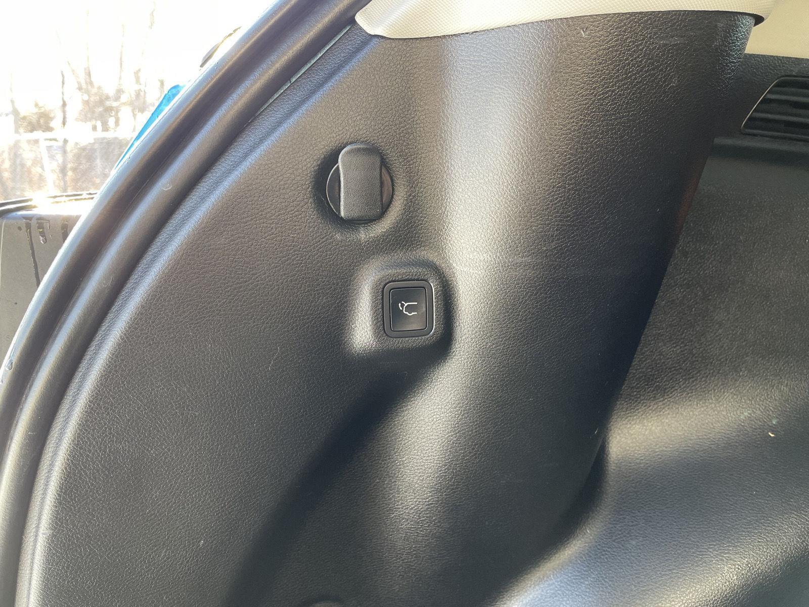 Pre-Owned 2018 Jeep Compass for sale in Lincoln NE