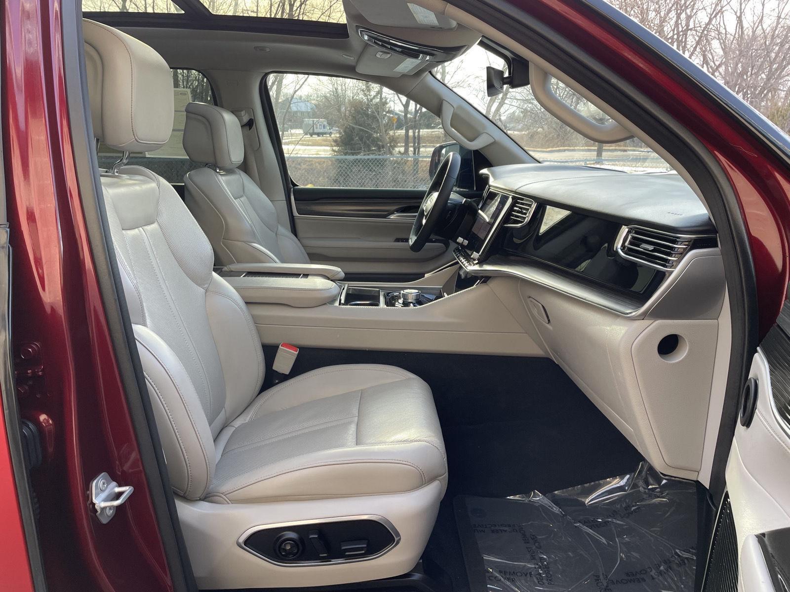 Pre-Owned 2023 Jeep Wagoneer for sale in Lincoln NE