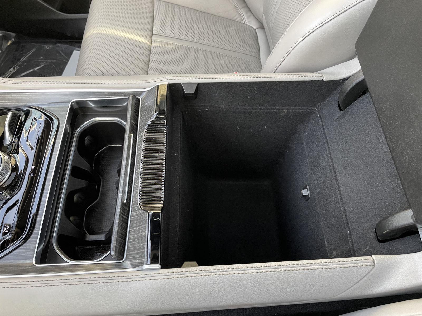 Pre-Owned 2023 Jeep Wagoneer for sale in Lincoln NE