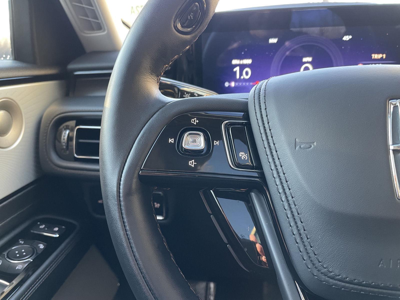 Used 2025 Lincoln Aviator for sale in Lincoln NE