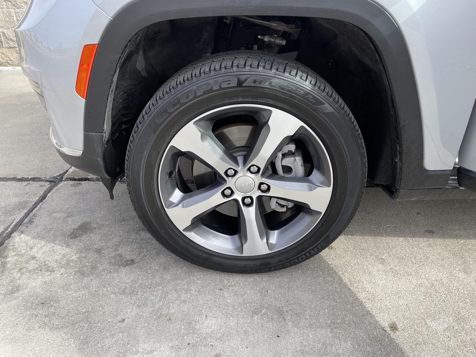 Used 2024 Jeep Grand Cherokee L for sale in Lincoln NE