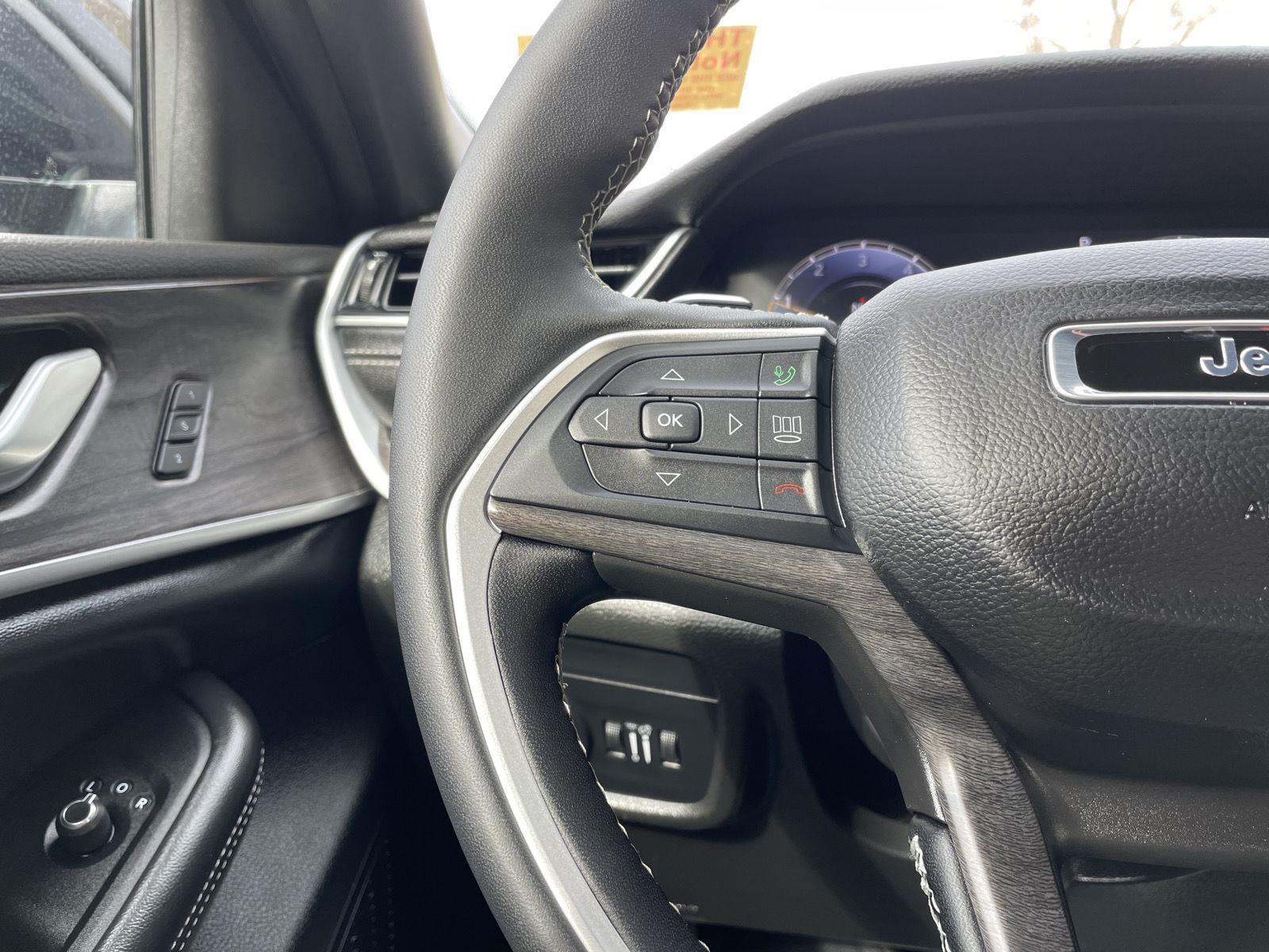 Used 2024 Jeep Grand Cherokee L for sale in Lincoln NE