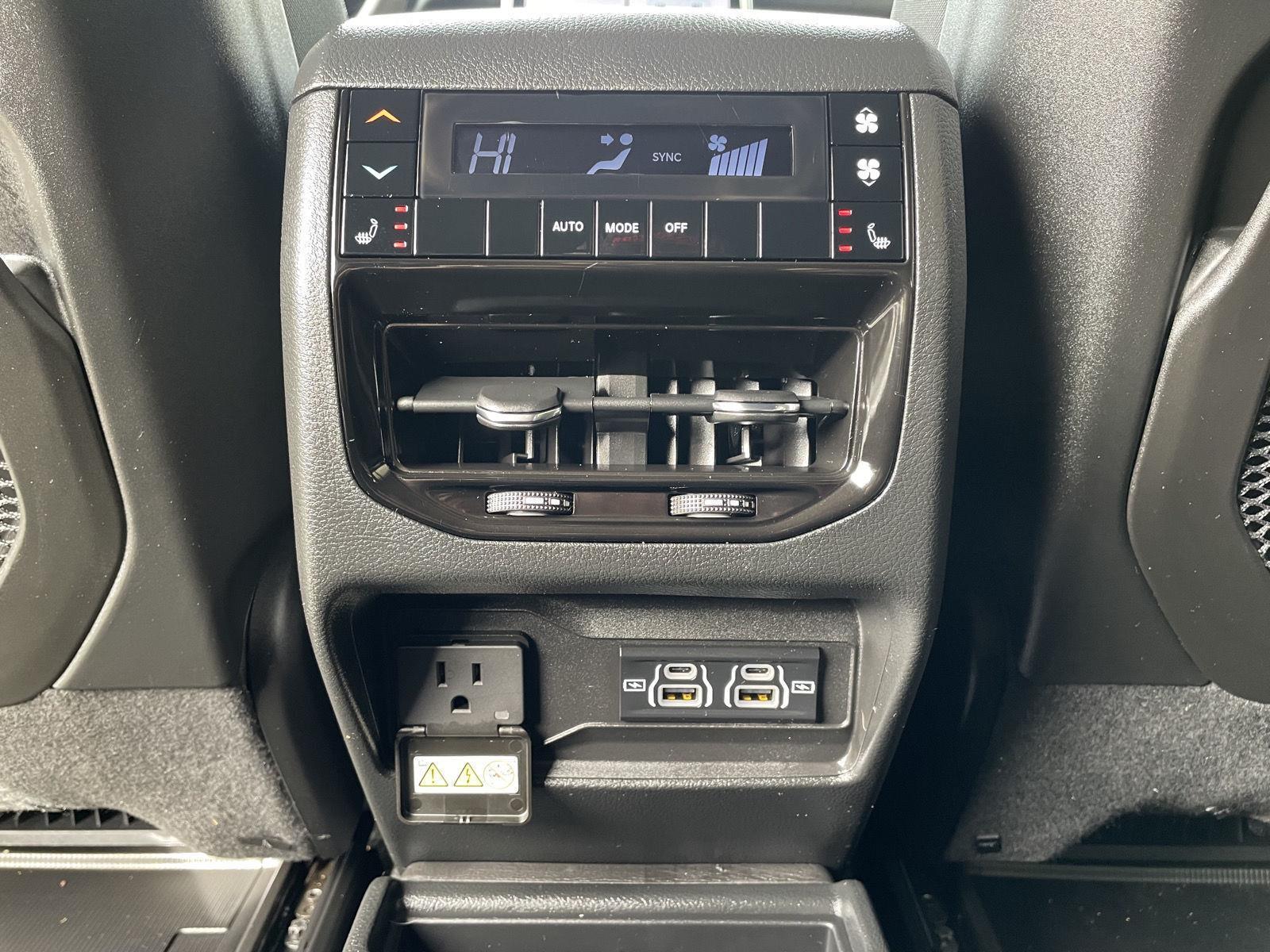 Pre-Owned 2024 Jeep Grand Cherokee L for sale in Lincoln NE