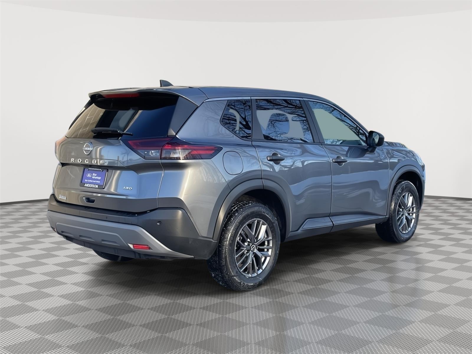 Used 2023 Nissan Rogue for sale in Lincoln NE