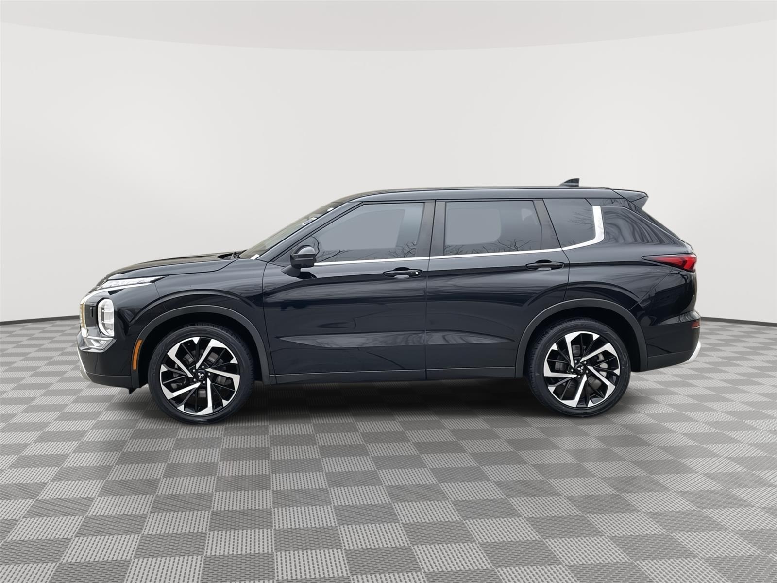 Used 2022 Mitsubishi Outlander for sale in Lincoln NE