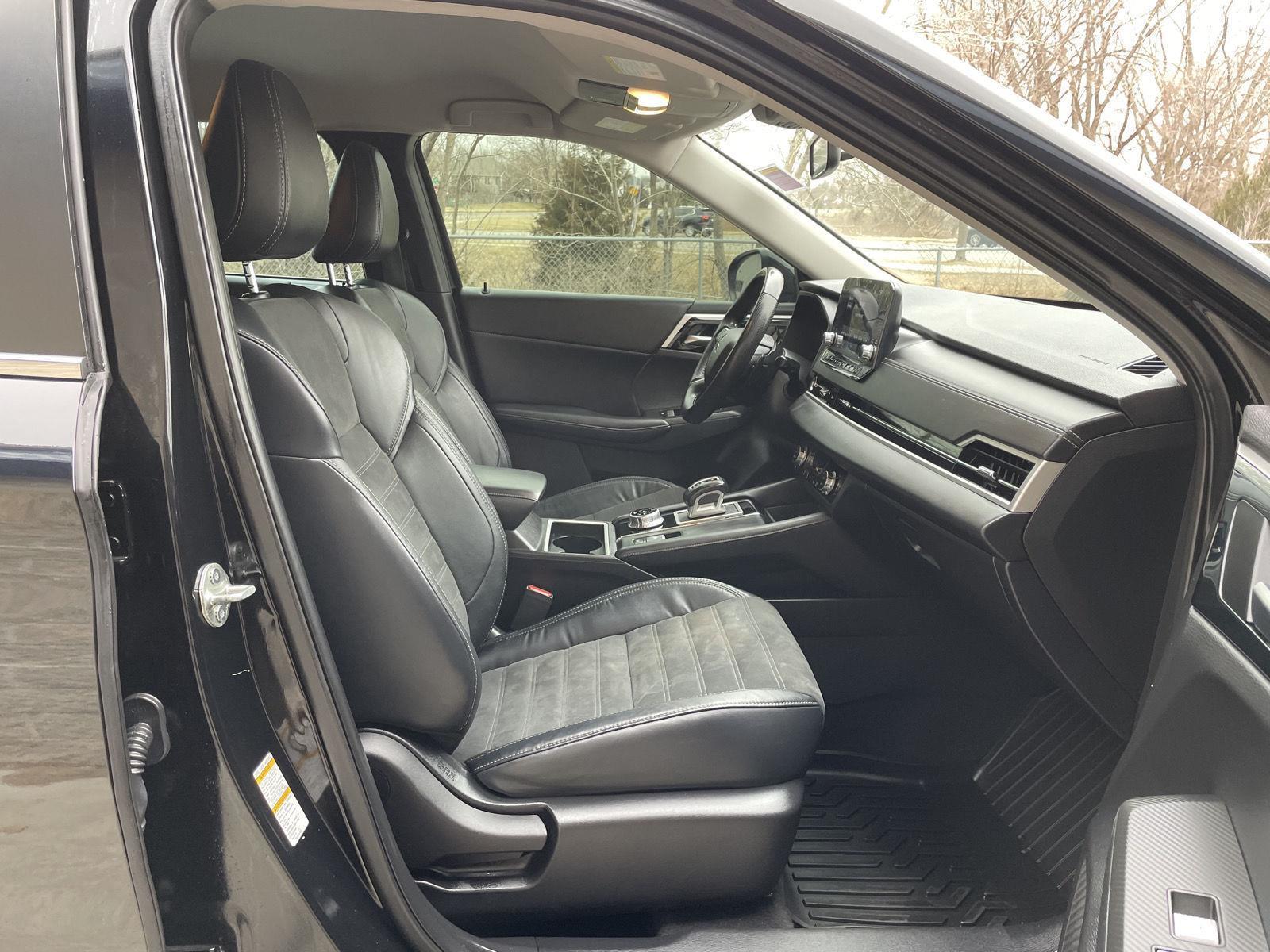 Used 2022 Mitsubishi Outlander for sale in Lincoln NE