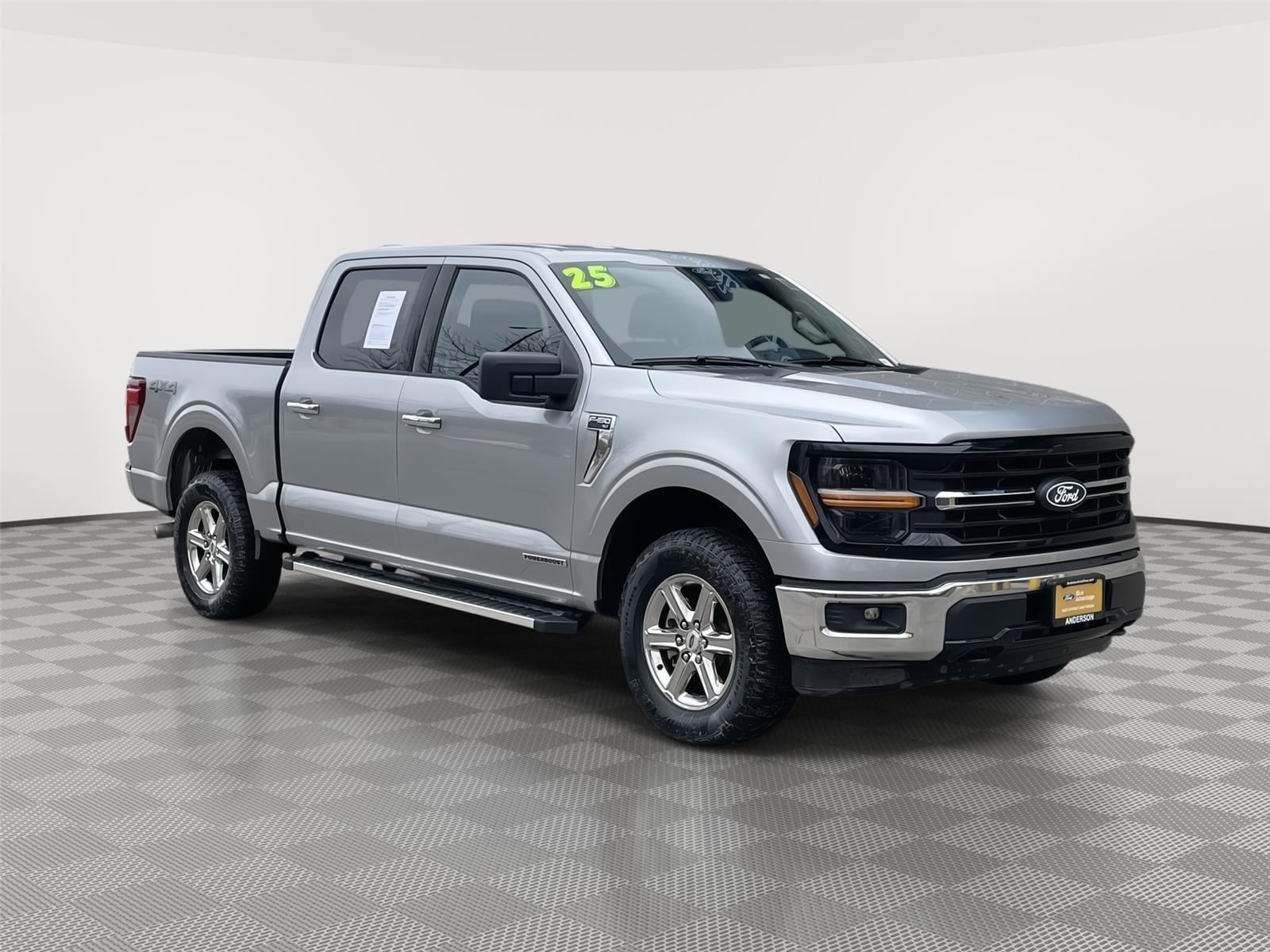 View vehicle photo 5