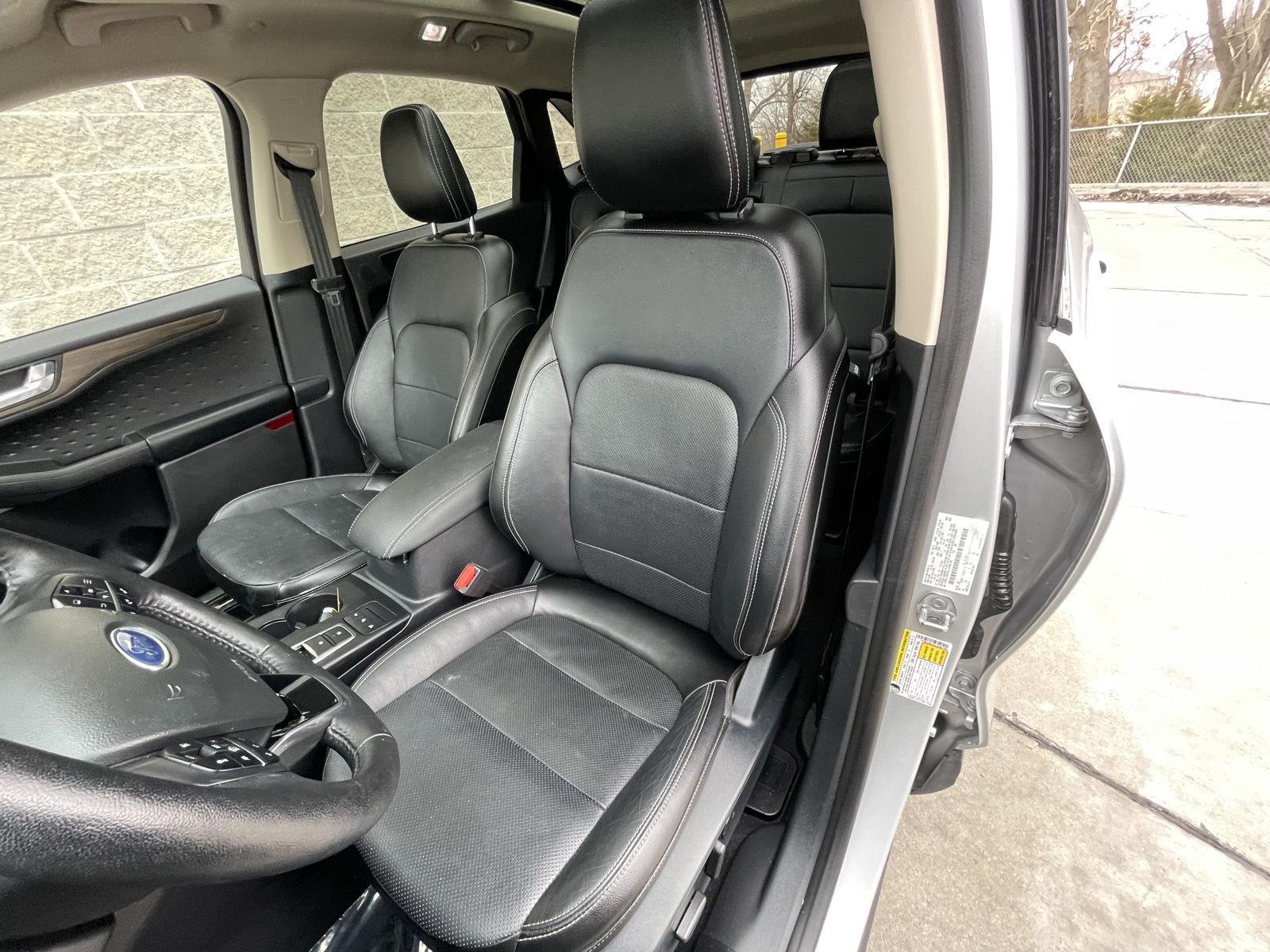 Pre-Owned 2020 Ford Escape for sale in Lincoln NE