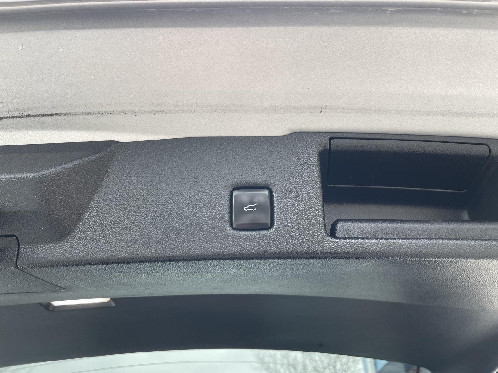 Pre-Owned 2020 Ford Escape for sale in Lincoln NE