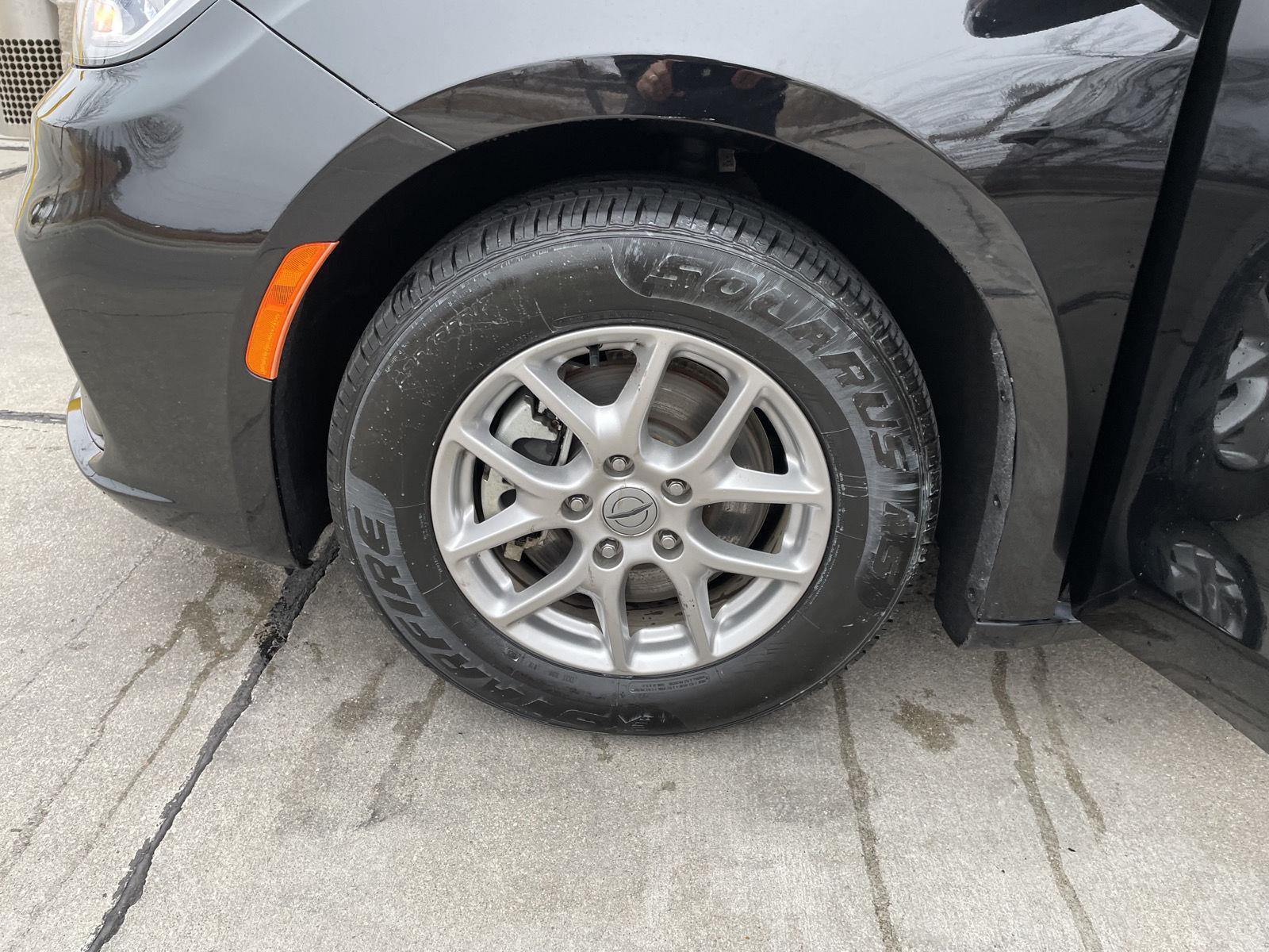 Pre-Owned 2024 Chrysler Pacifica for sale in Lincoln NE