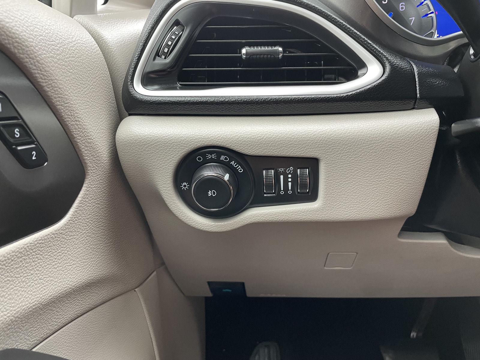 Pre-Owned 2024 Chrysler Pacifica for sale in Lincoln NE