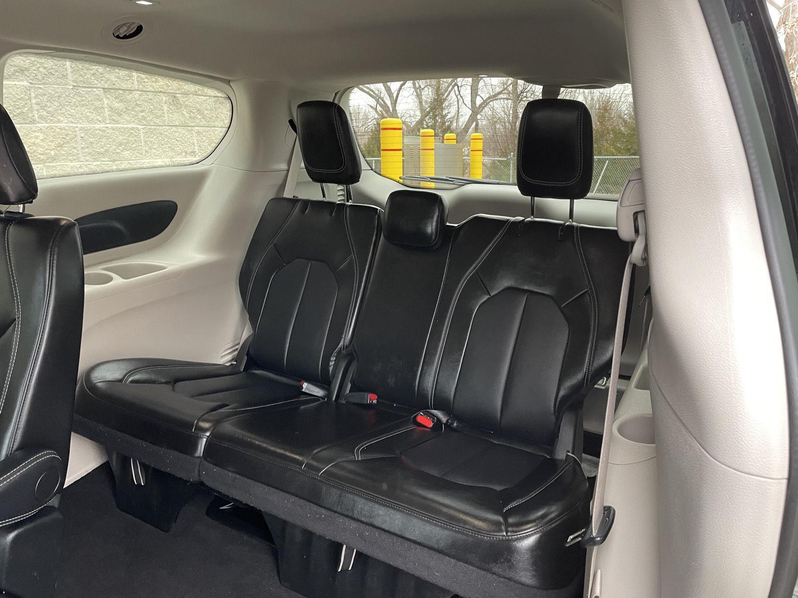 Pre-Owned 2024 Chrysler Pacifica for sale in Lincoln NE