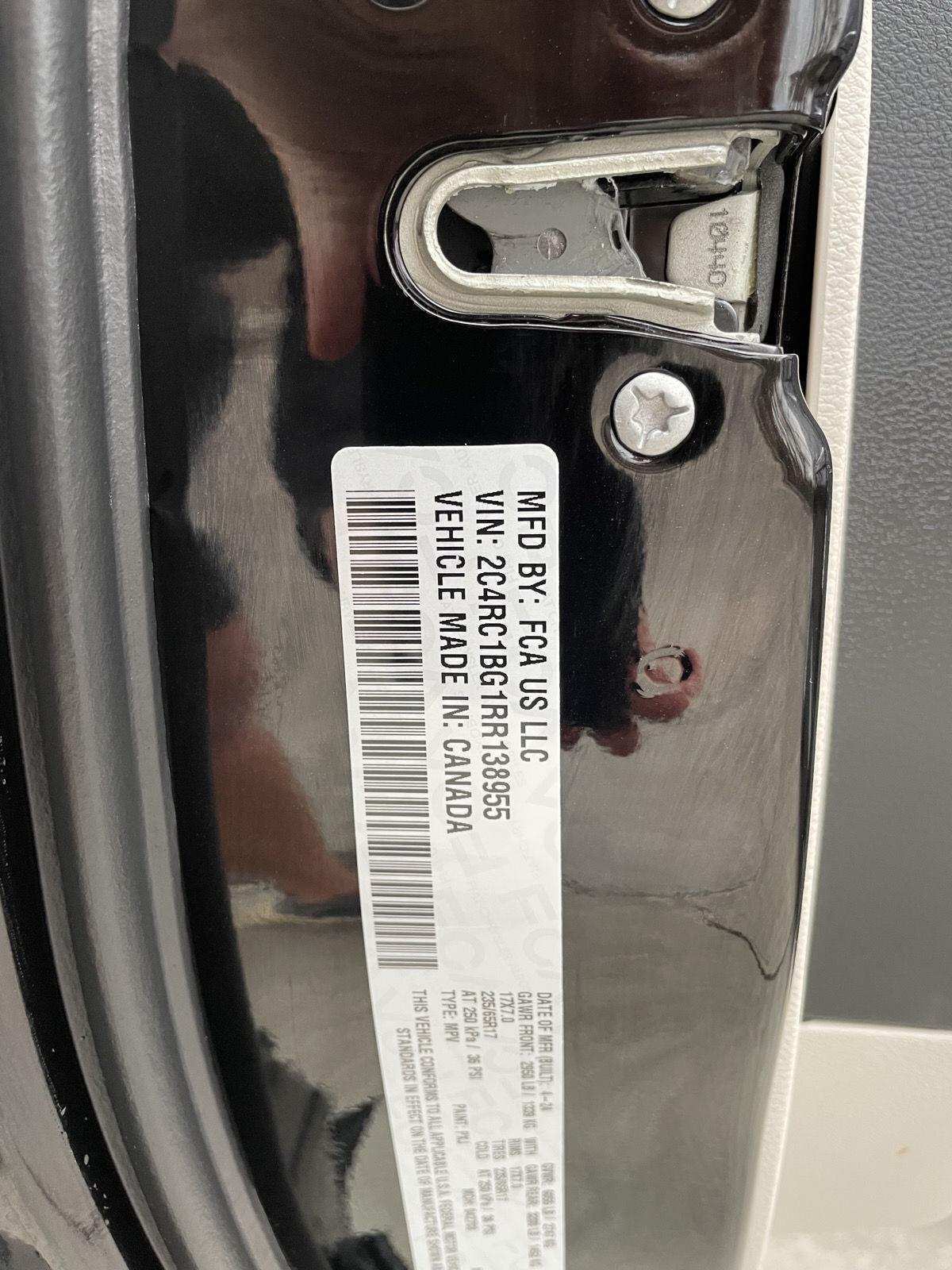 Pre-Owned 2024 Chrysler Pacifica for sale in Lincoln NE