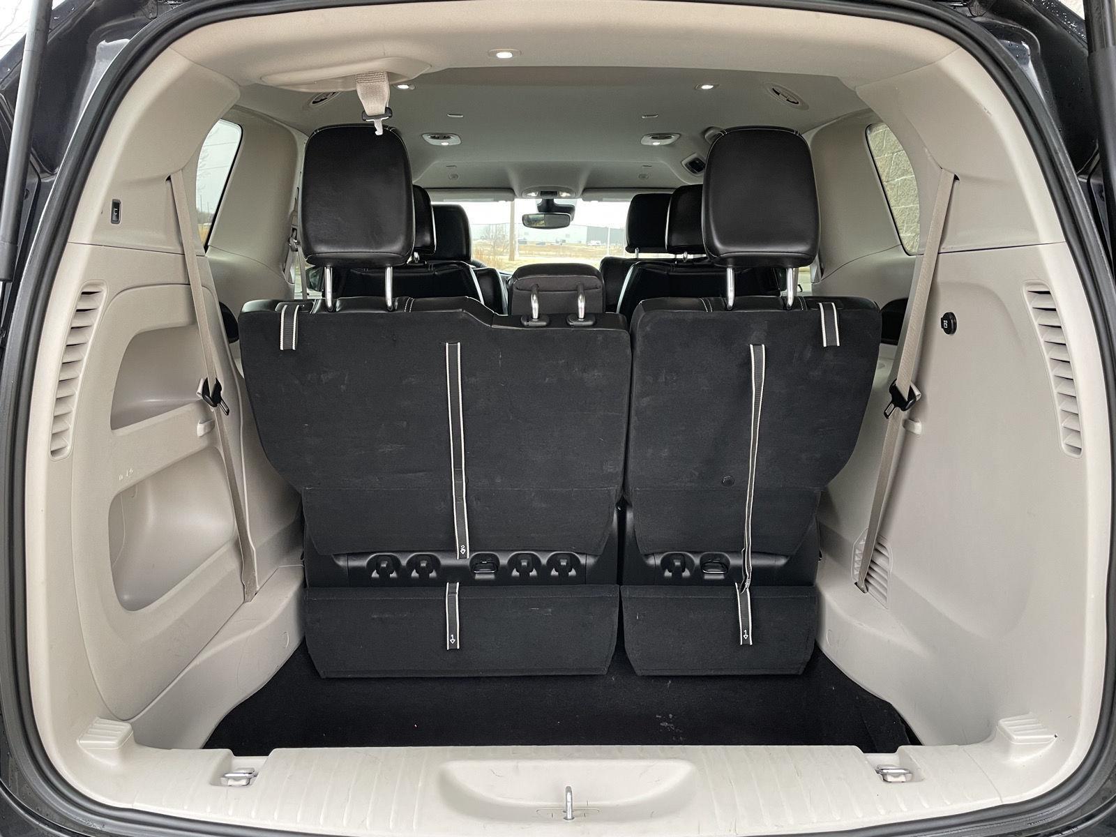 Pre-Owned 2024 Chrysler Pacifica for sale in Lincoln NE