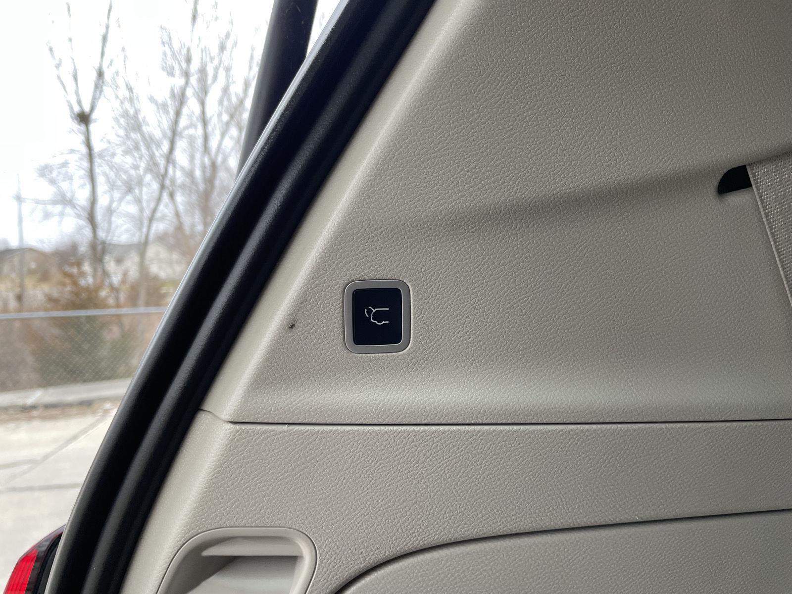 Pre-Owned 2024 Chrysler Pacifica for sale in Lincoln NE