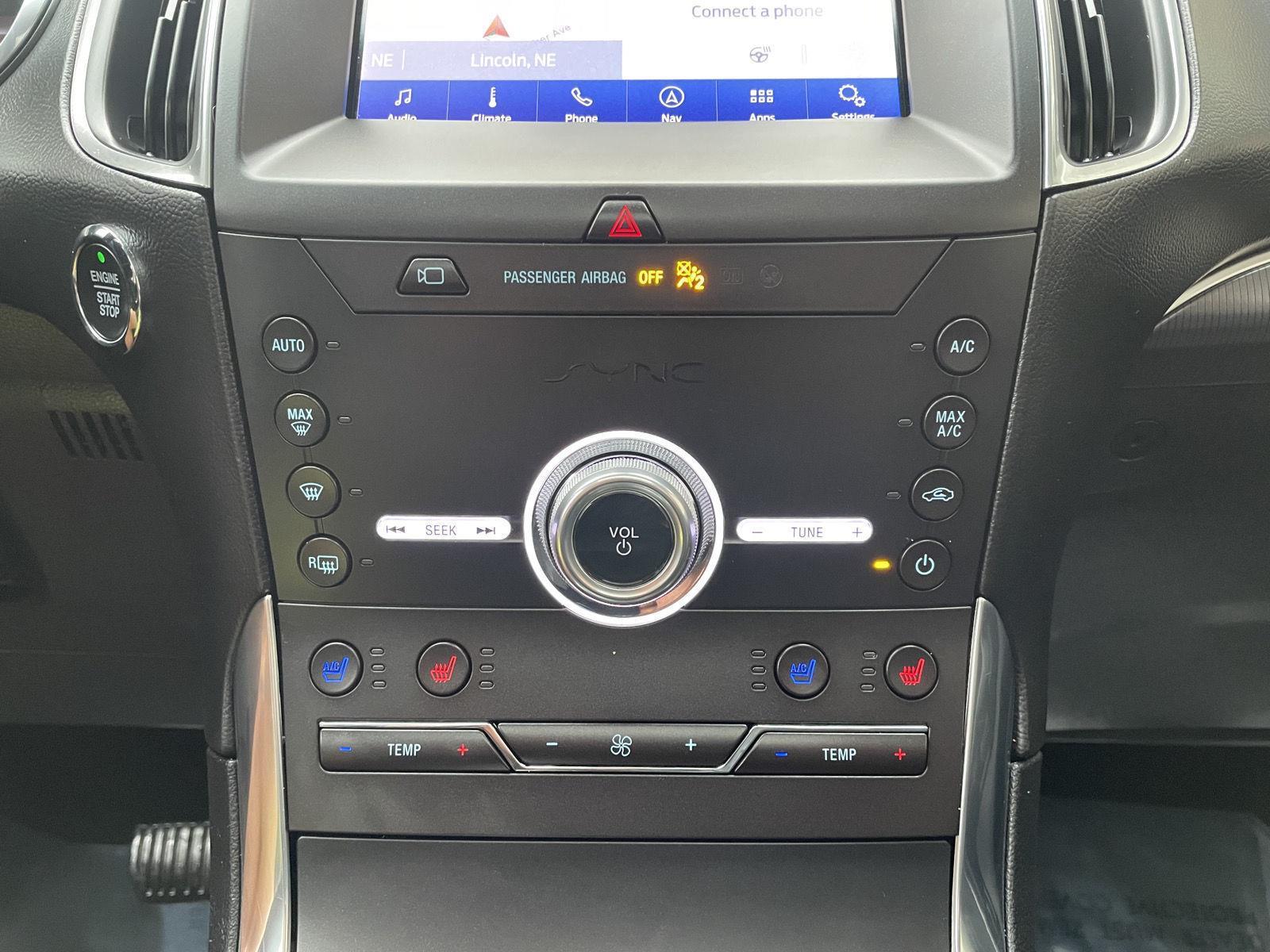 Pre-Owned 2020 Ford Edge for sale in Lincoln NE