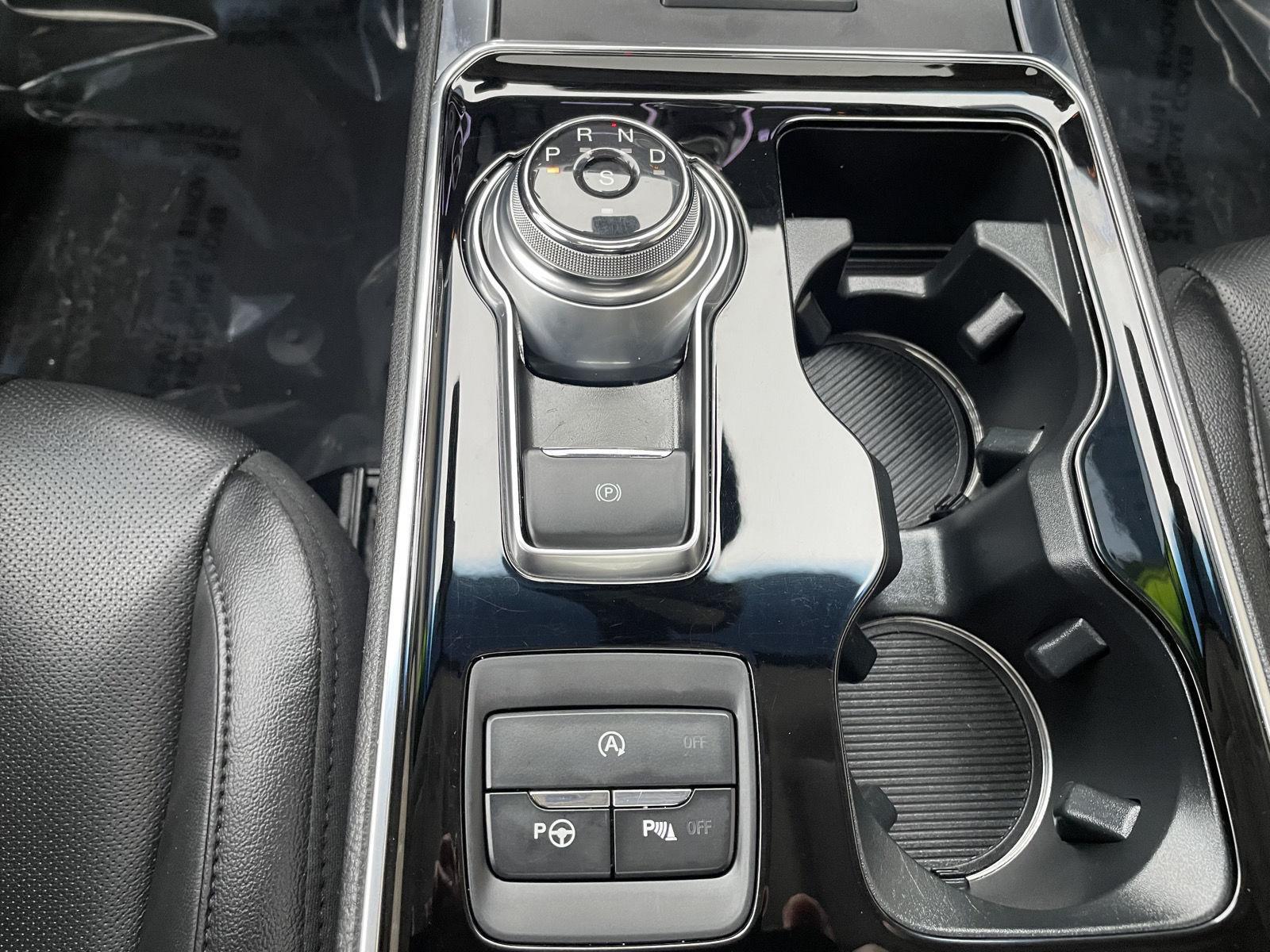 Pre-Owned 2020 Ford Edge for sale in Lincoln NE