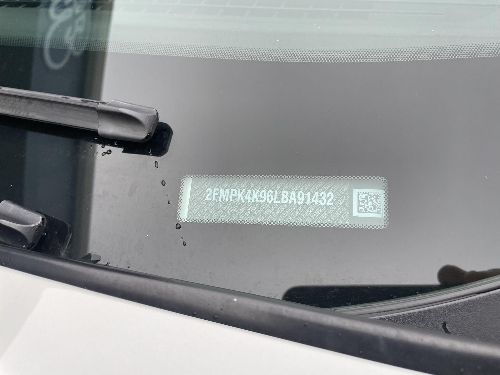 Pre-Owned 2020 Ford Edge for sale in Lincoln NE