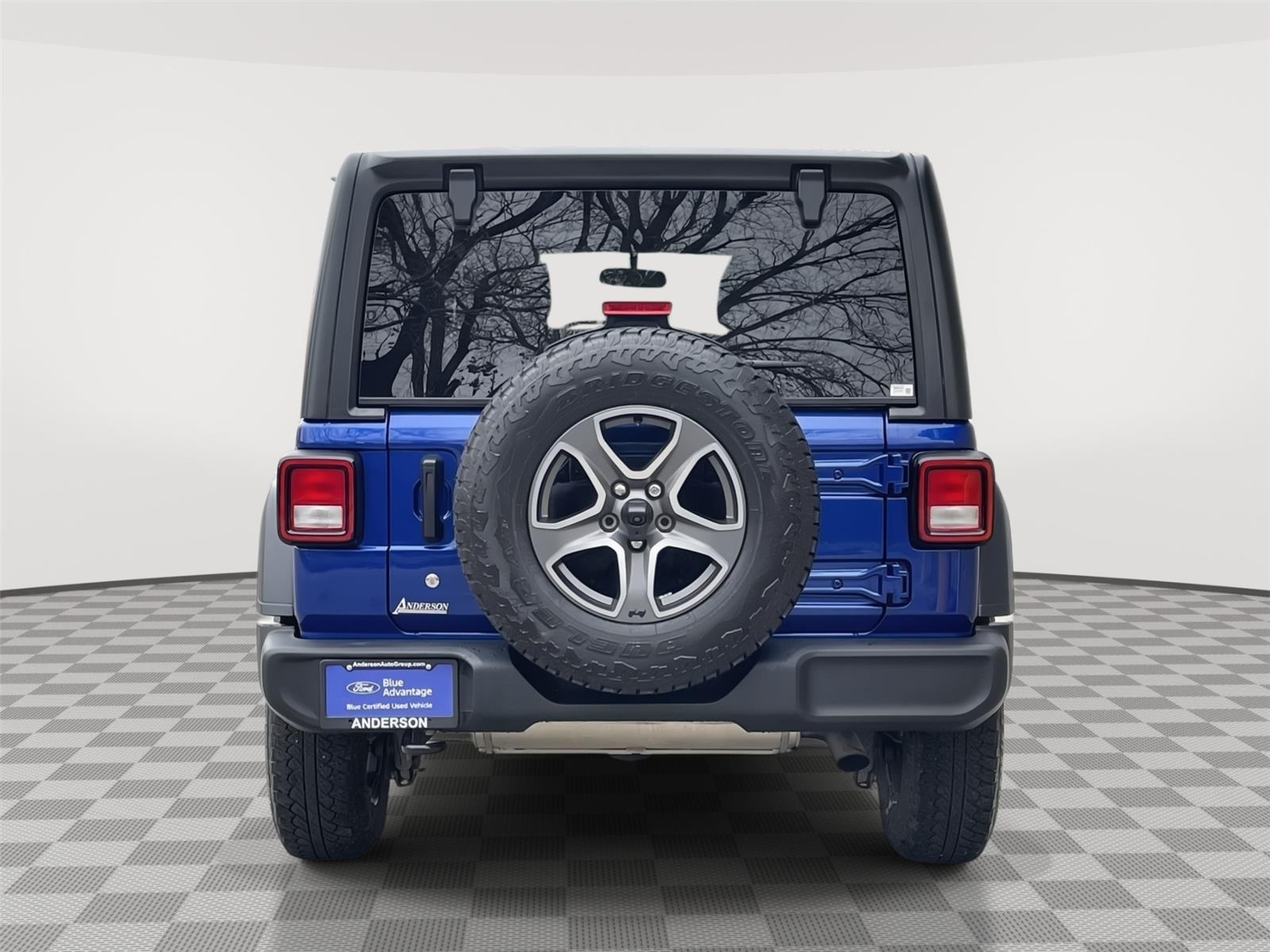 Pre-Owned 2018 Jeep Wrangler Unlimited for sale in Lincoln NE