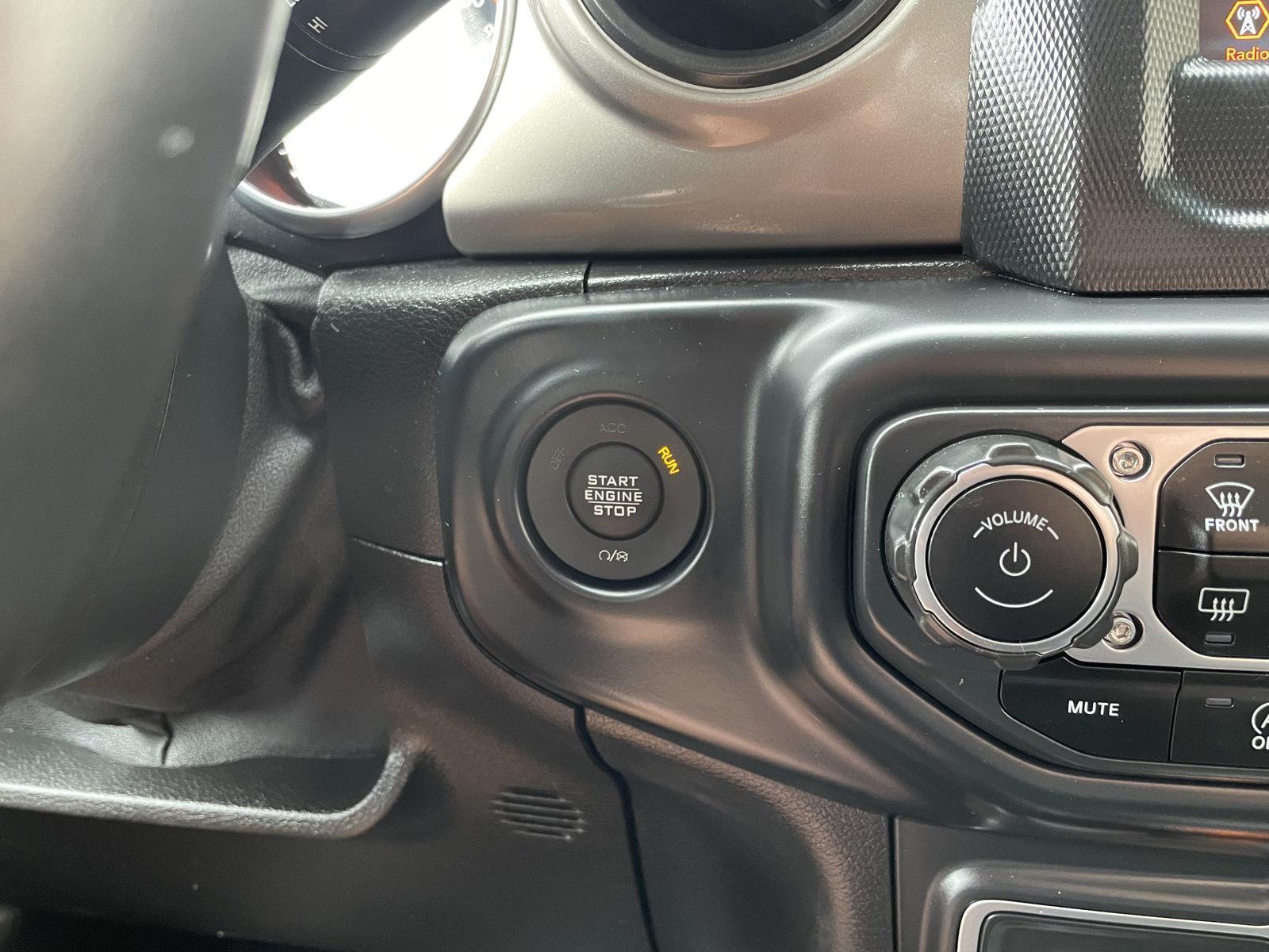 Pre-Owned 2018 Jeep Wrangler Unlimited for sale in Lincoln NE