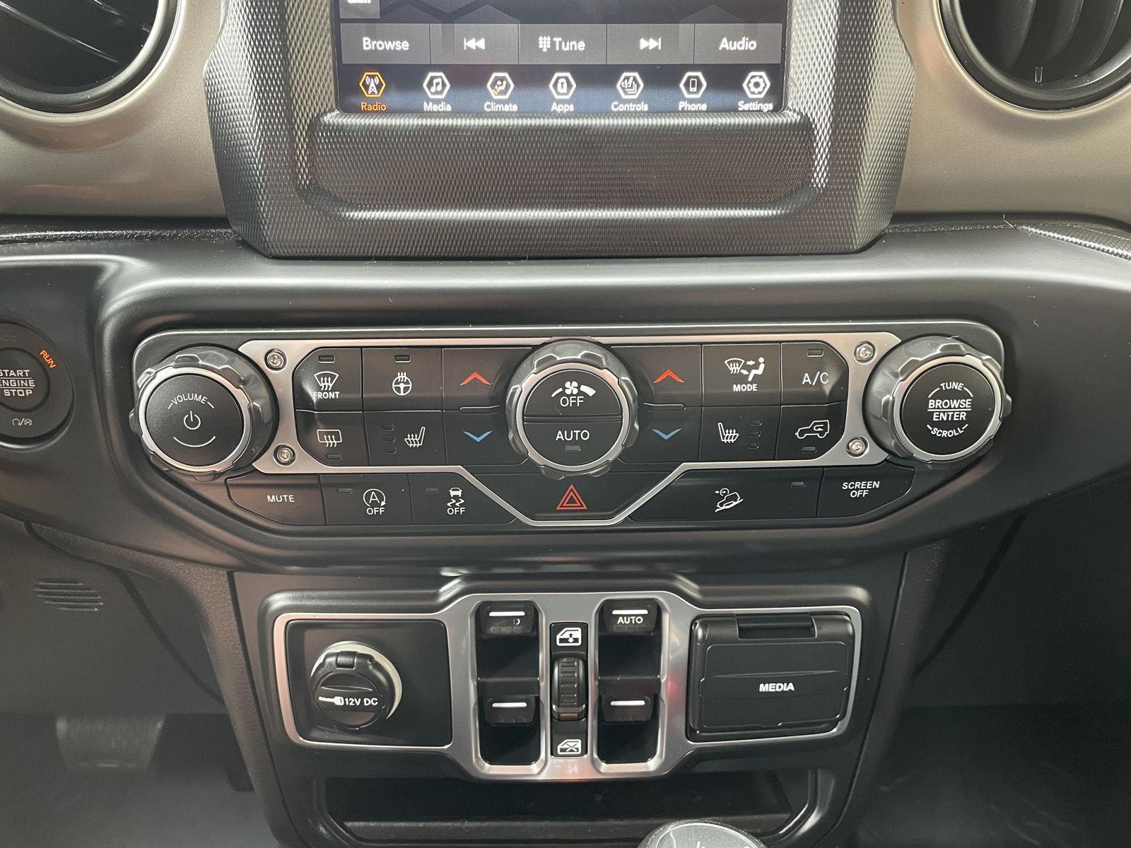 Pre-Owned 2018 Jeep Wrangler Unlimited for sale in Lincoln NE