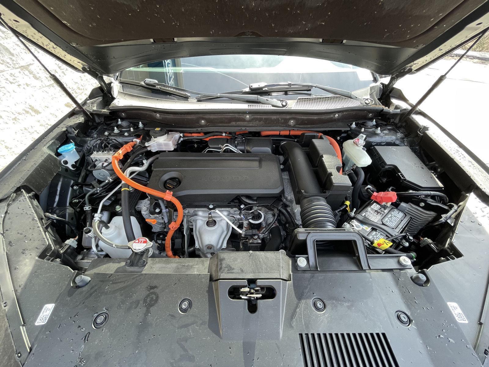 Used 2024 Honda CR-V Hybrid for sale in Lincoln NE