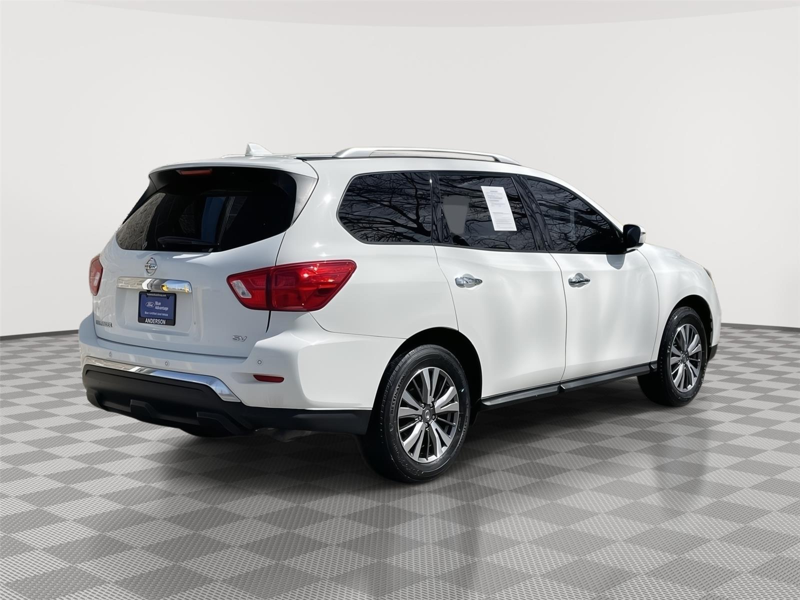 Pre-Owned 2020 Nissan Pathfinder for sale in Lincoln NE