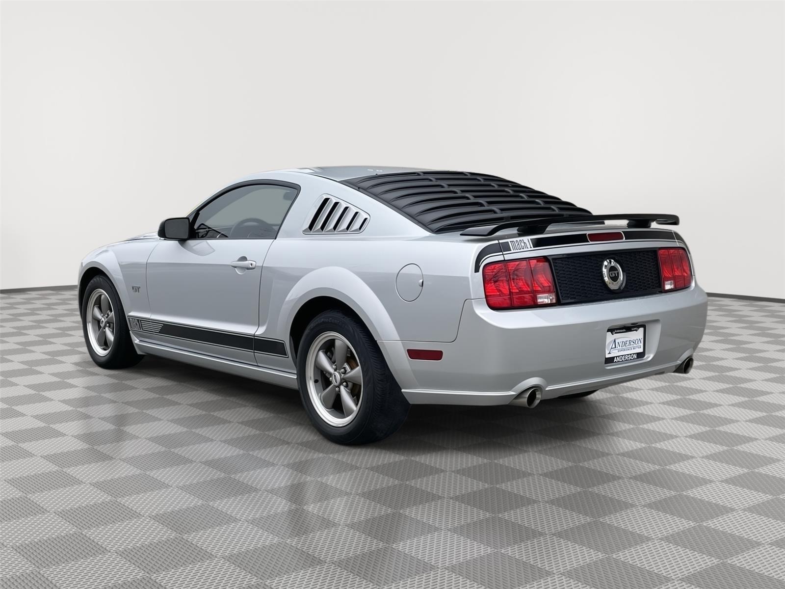 Used 2006 Ford Mustang for sale in Lincoln NE
