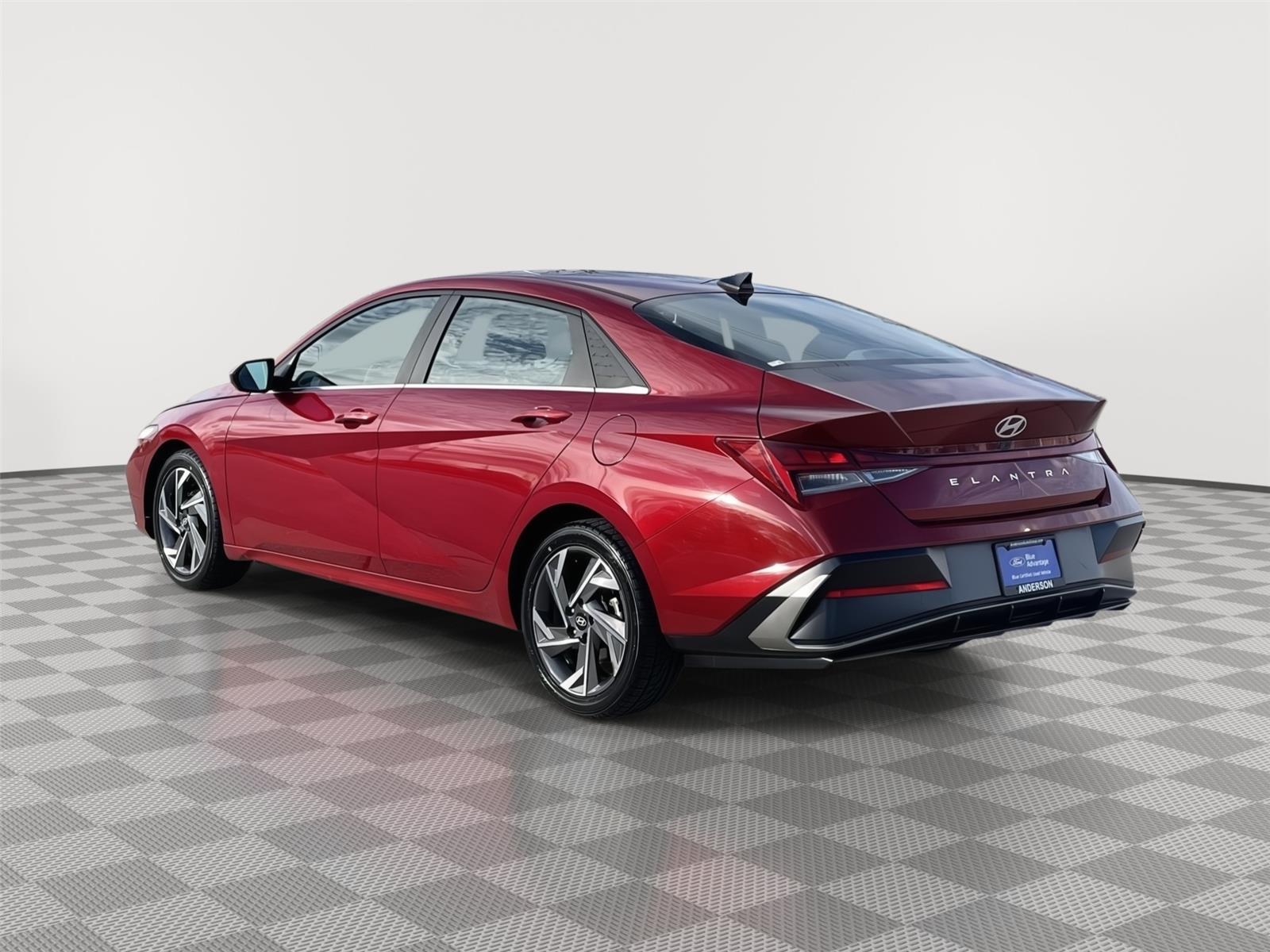 Used 2025 Hyundai Elantra for sale in Lincoln NE