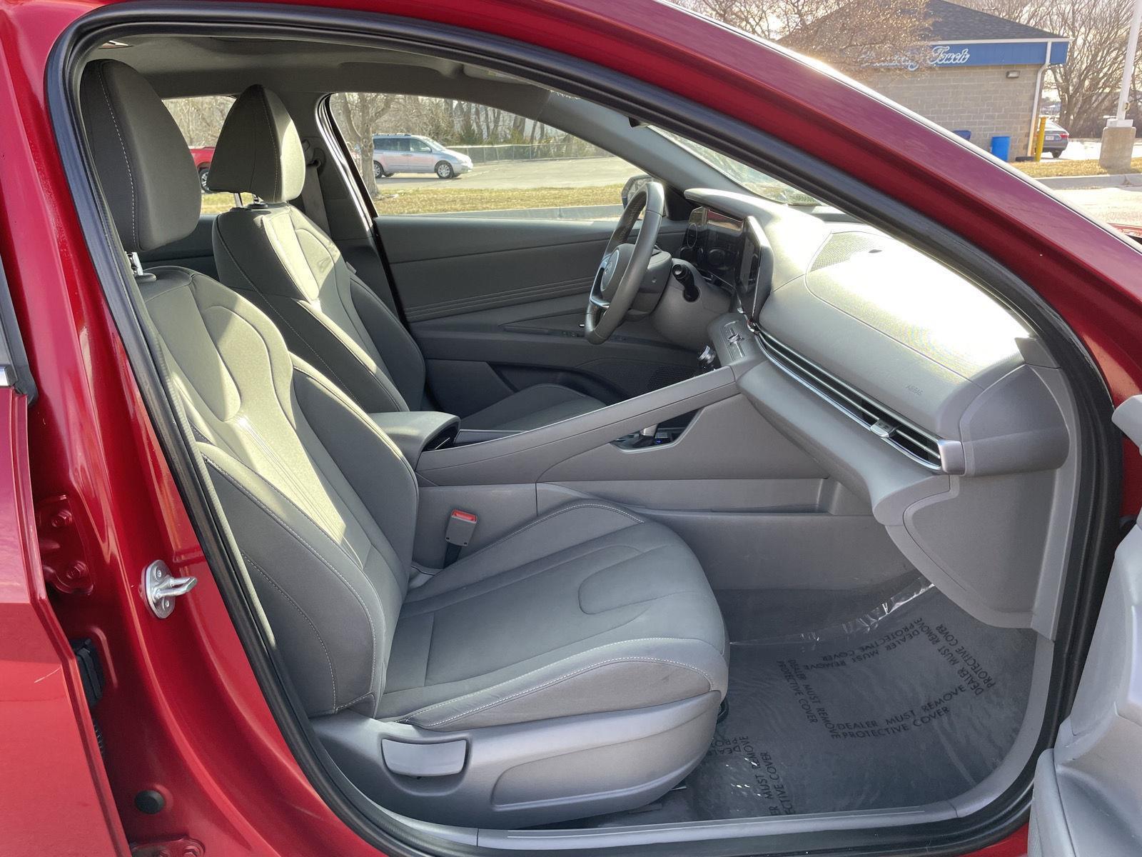 Used 2025 Hyundai Elantra for sale in Lincoln NE