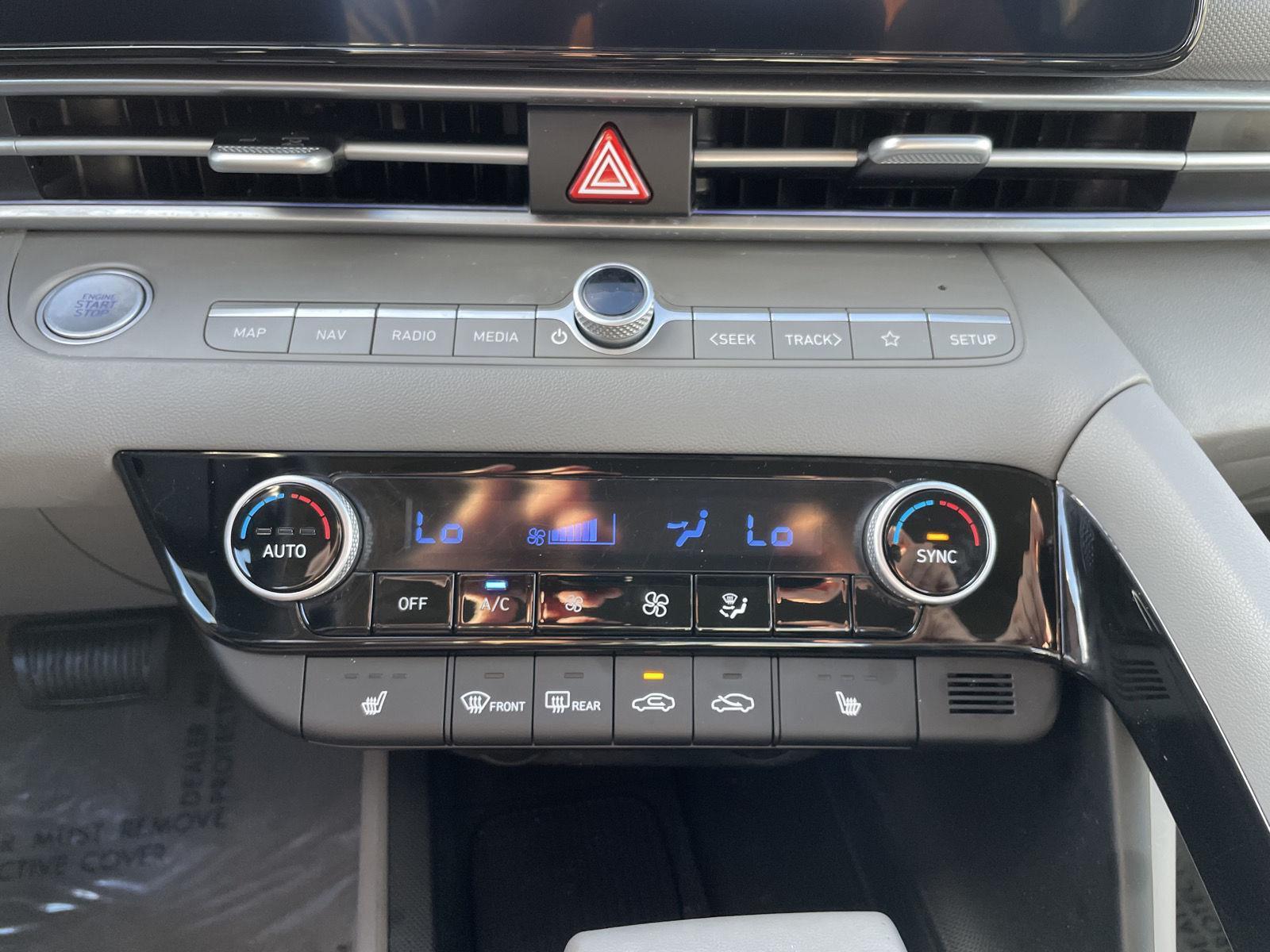 Used 2025 Hyundai Elantra for sale in Lincoln NE