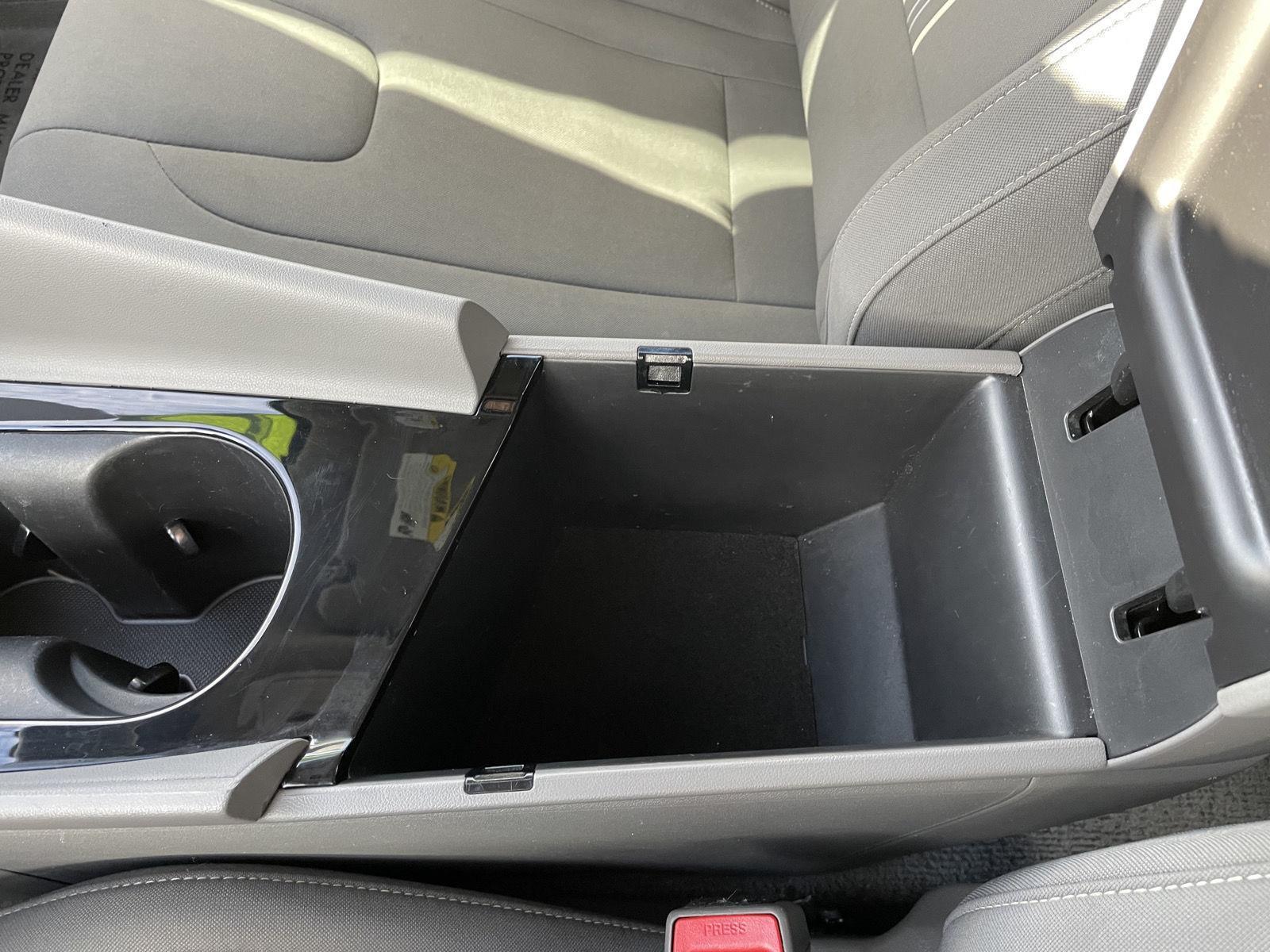 Used 2025 Hyundai Elantra for sale in Lincoln NE