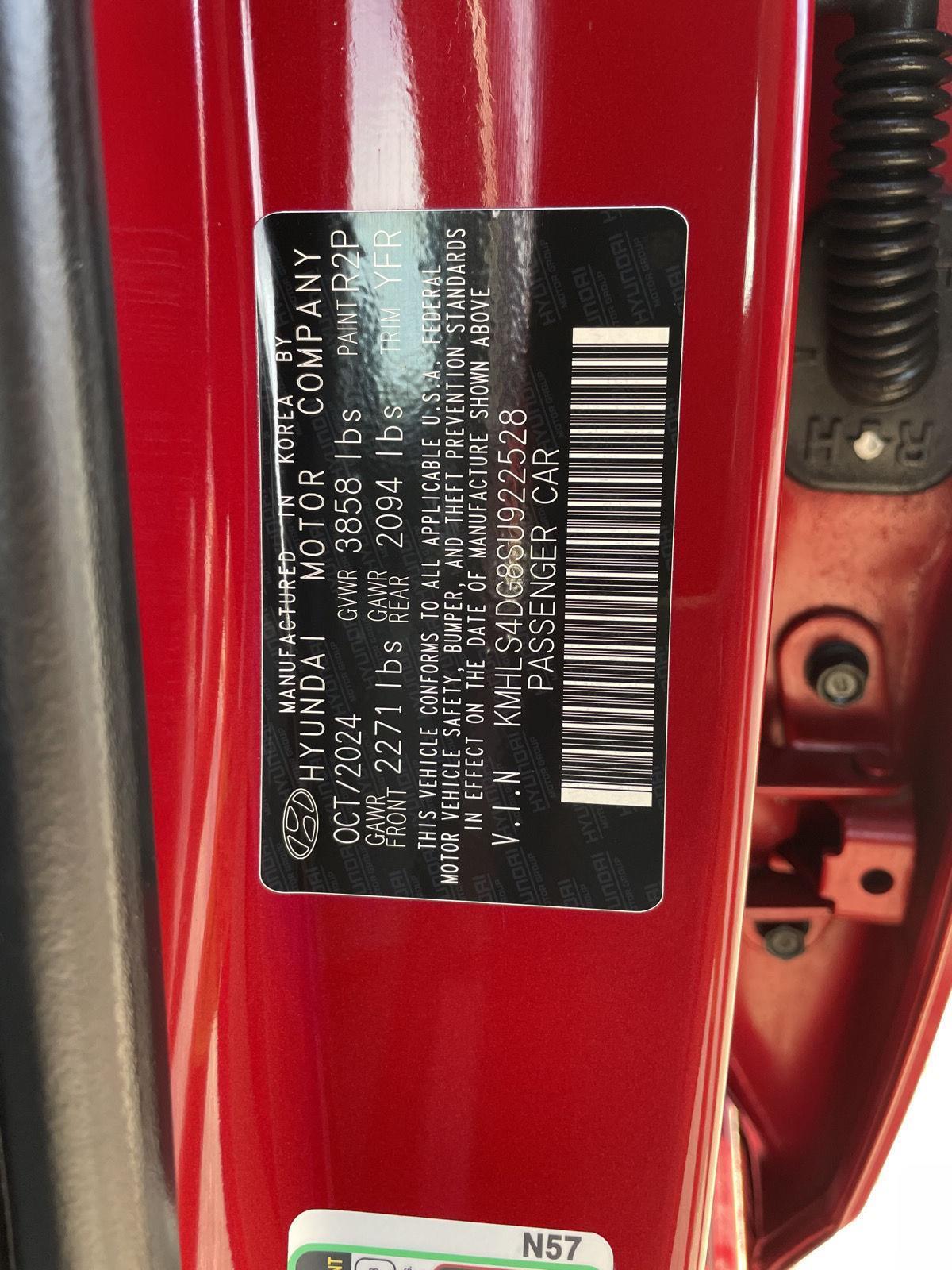 Used 2025 Hyundai Elantra for sale in Lincoln NE