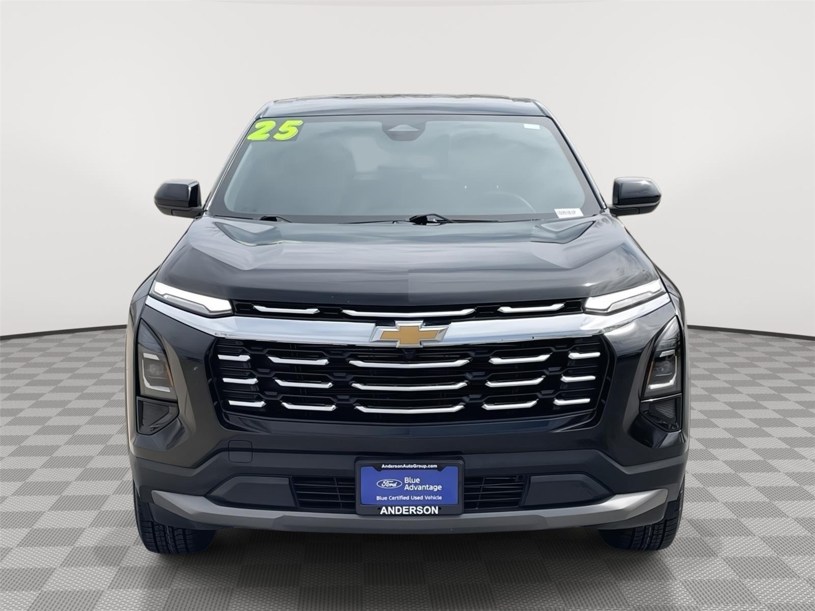 View vehicle photo 4