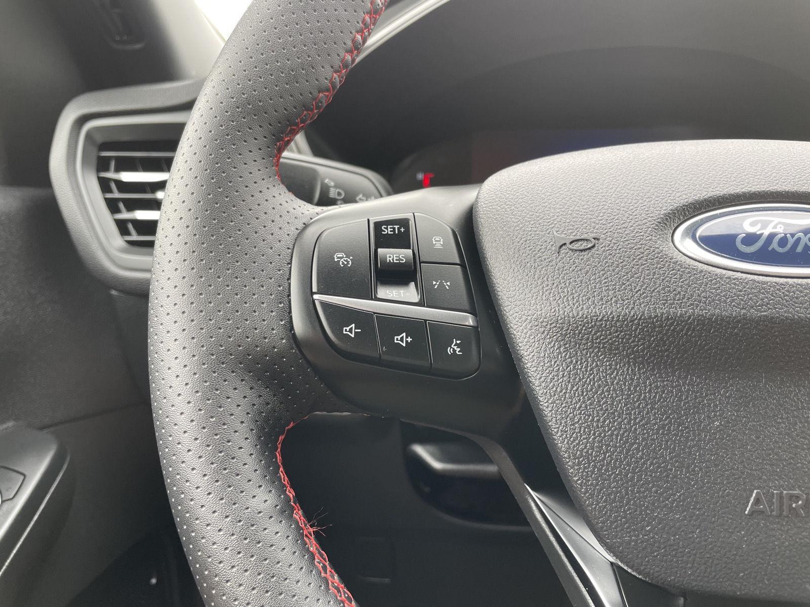 Used 2024 Ford Escape for sale in Lincoln NE