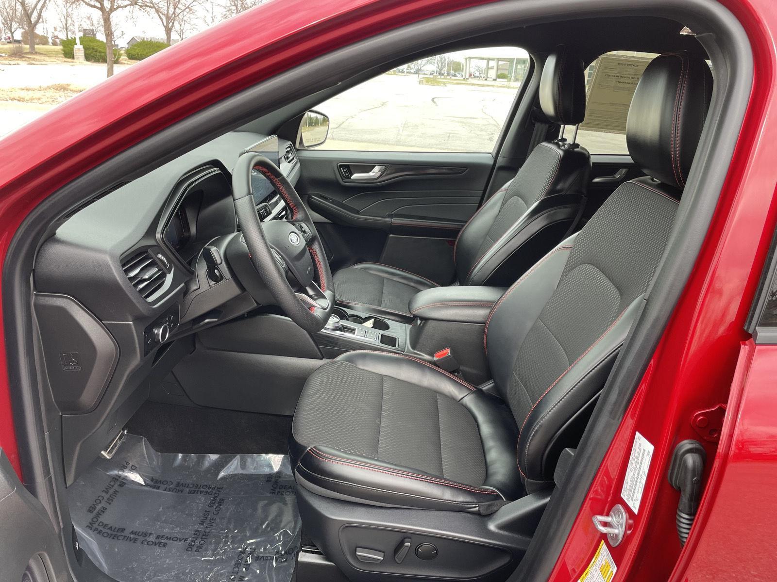 Used 2024 Ford Escape for sale in Lincoln NE