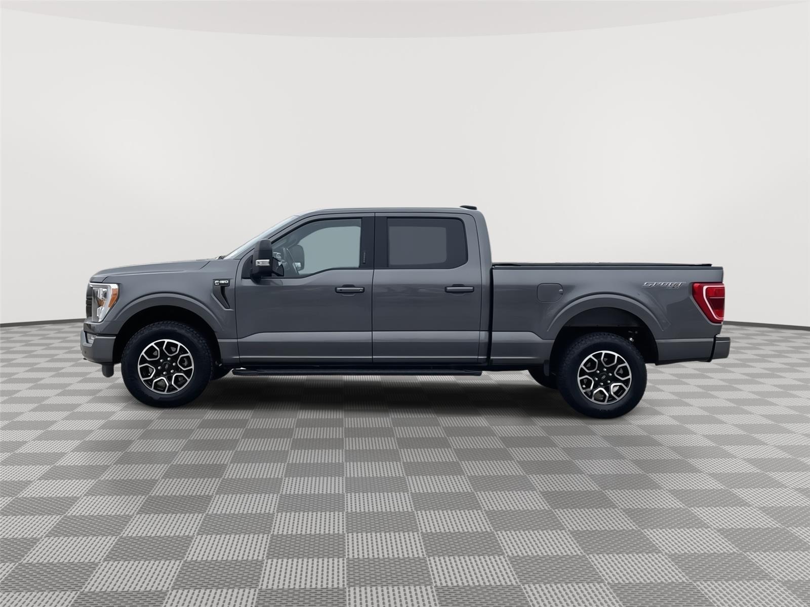 View vehicle photo 2