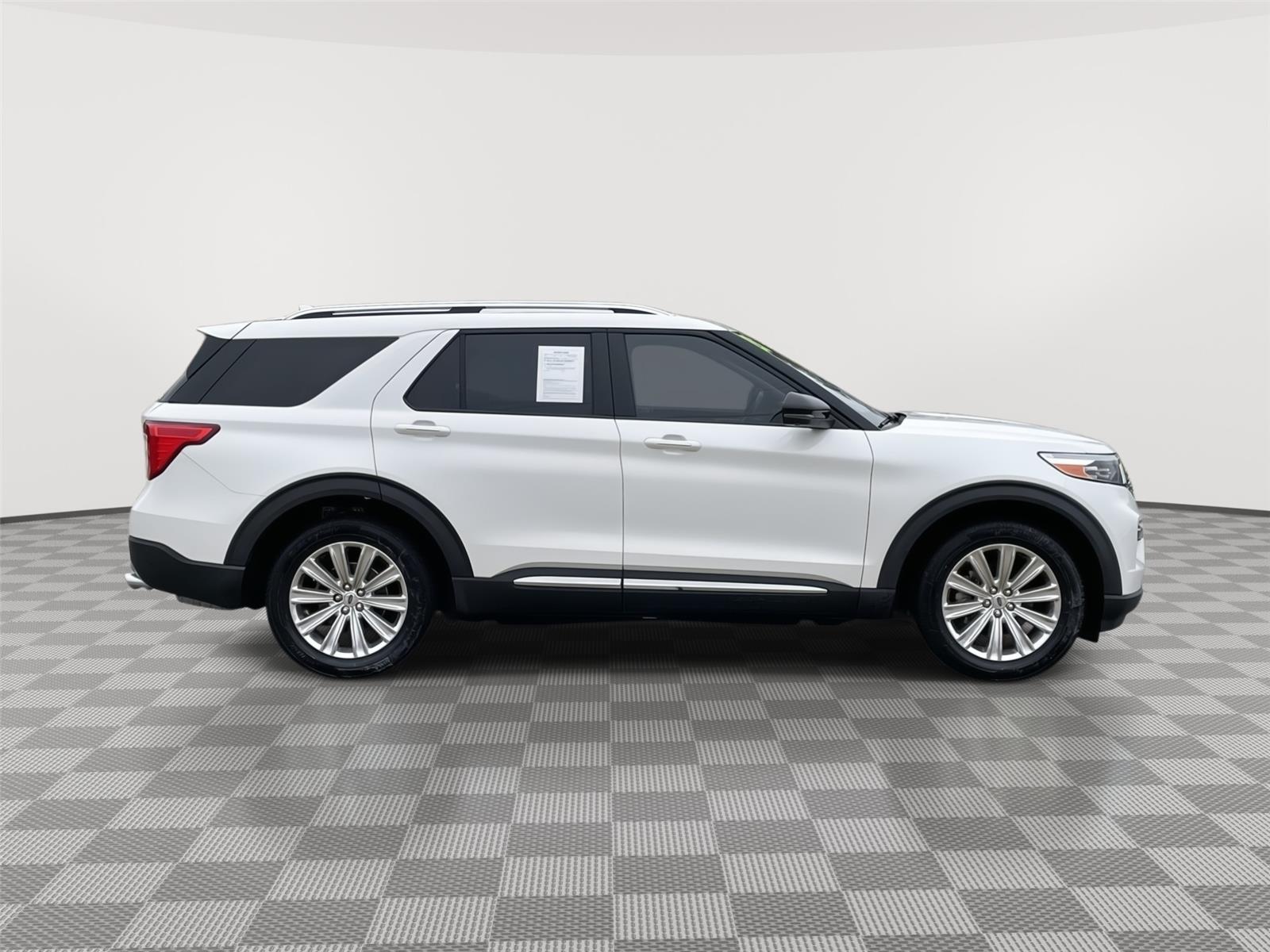 View vehicle photo 6